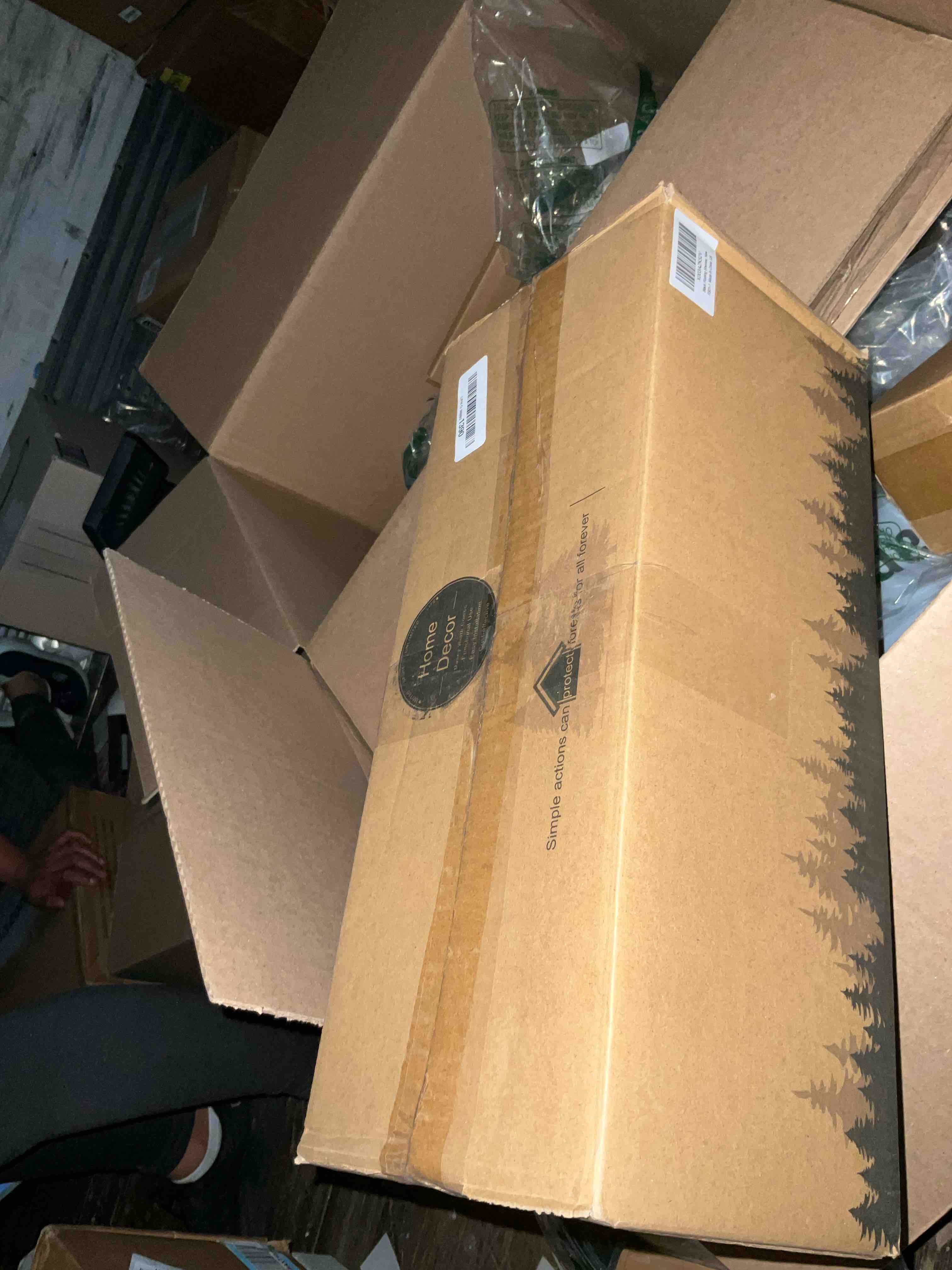 https://s3.amazonaws.com/lotting-images-prod/bidfta/BRN1790775_1757453892268.jpeg