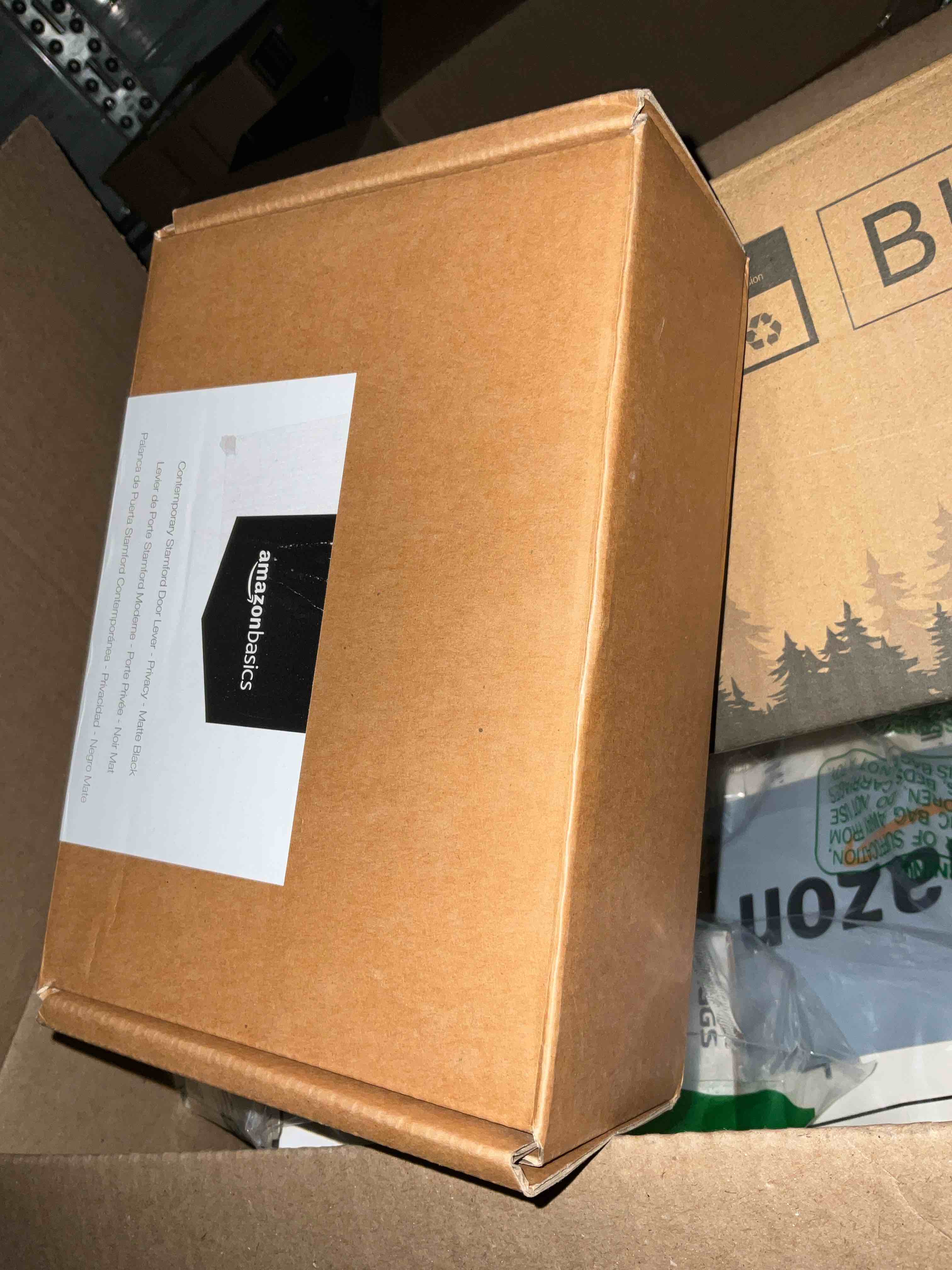 https://s3.amazonaws.com/lotting-images-prod/bidfta/BRN1790776_1757453826860.jpeg