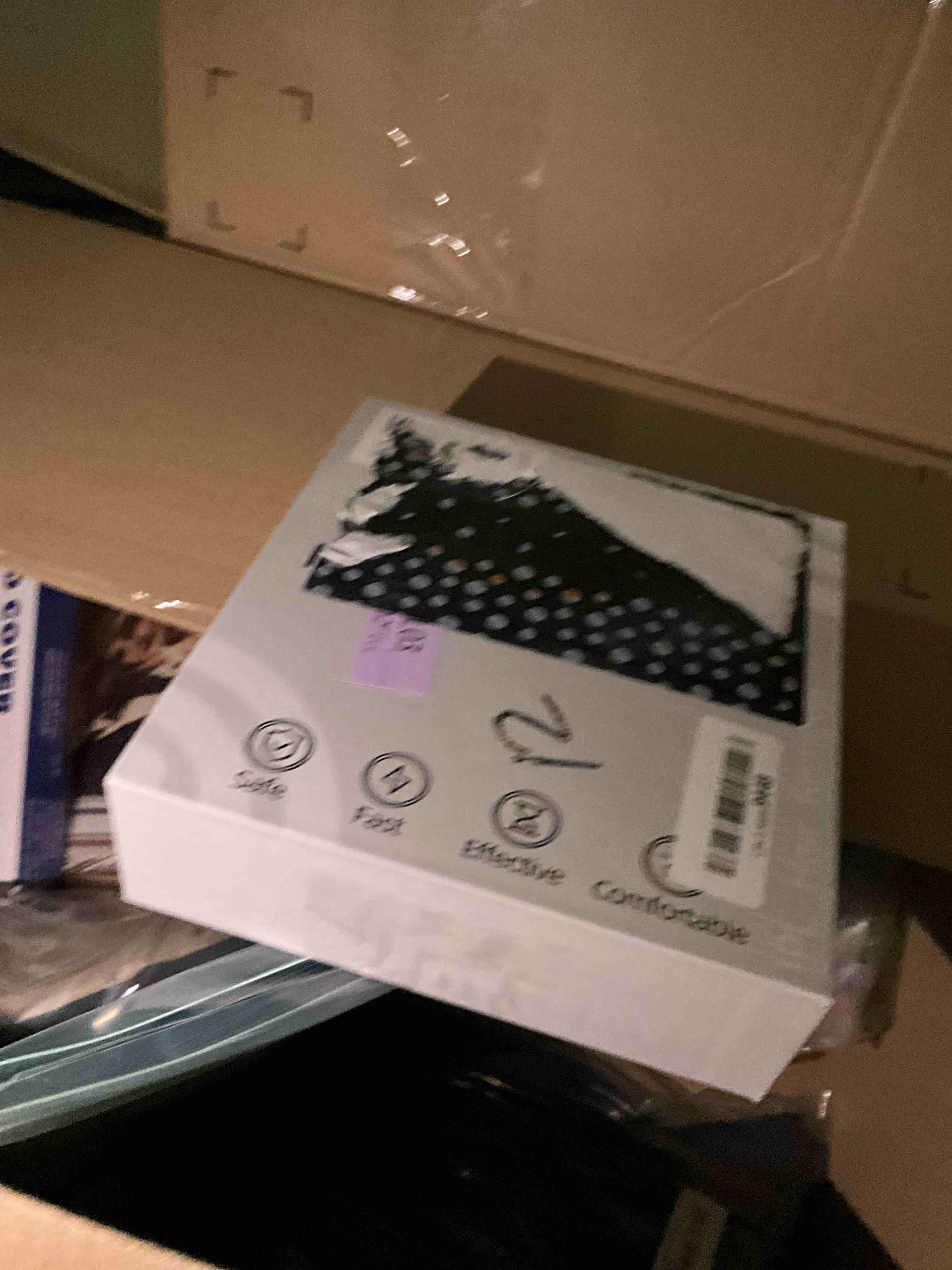 https://s3.amazonaws.com/lotting-images-prod/bidfta/BRN1790779_1757453562491.jpeg