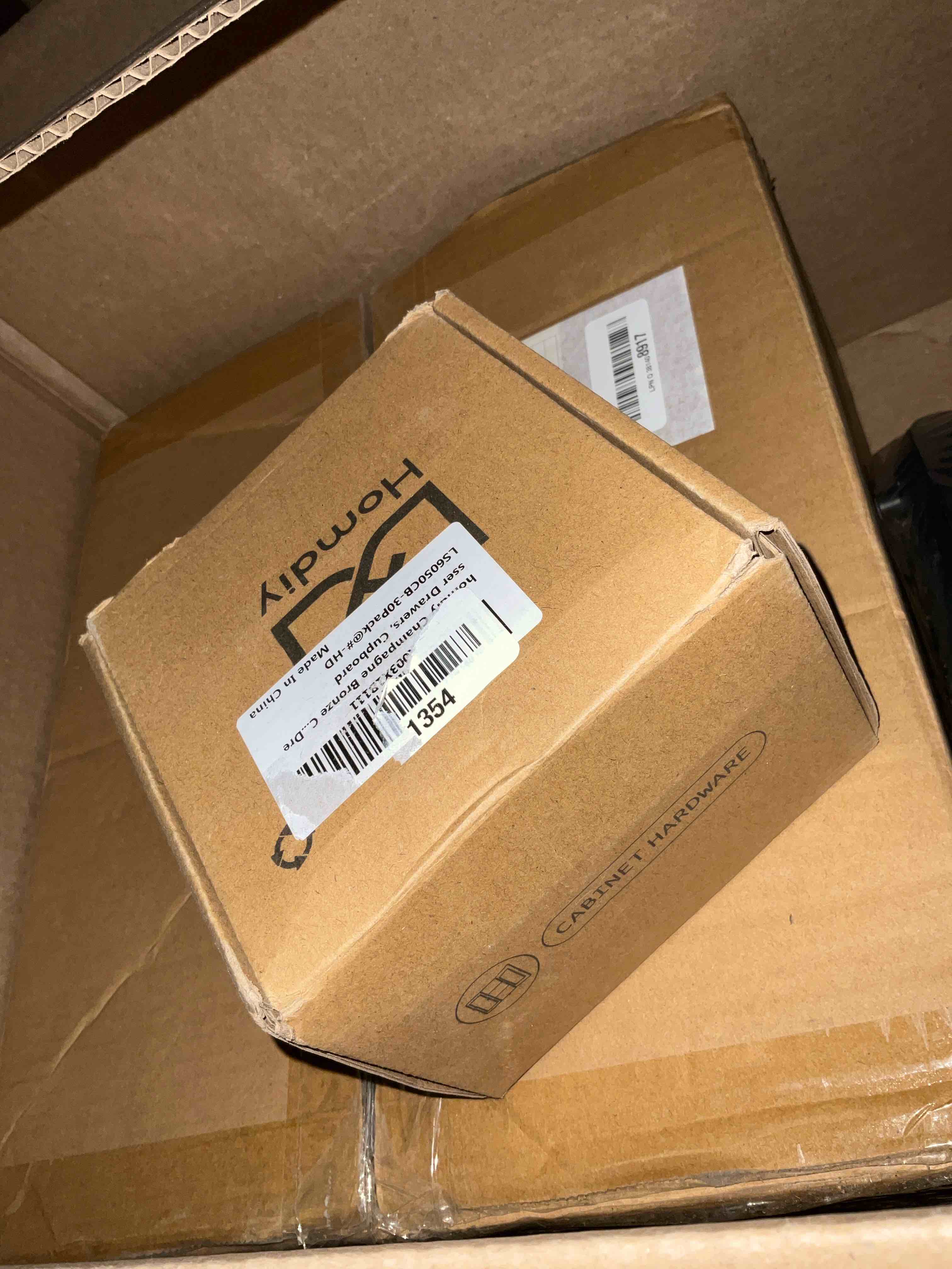 https://s3.amazonaws.com/lotting-images-prod/bidfta/BRN1790794_1757449179125.jpeg