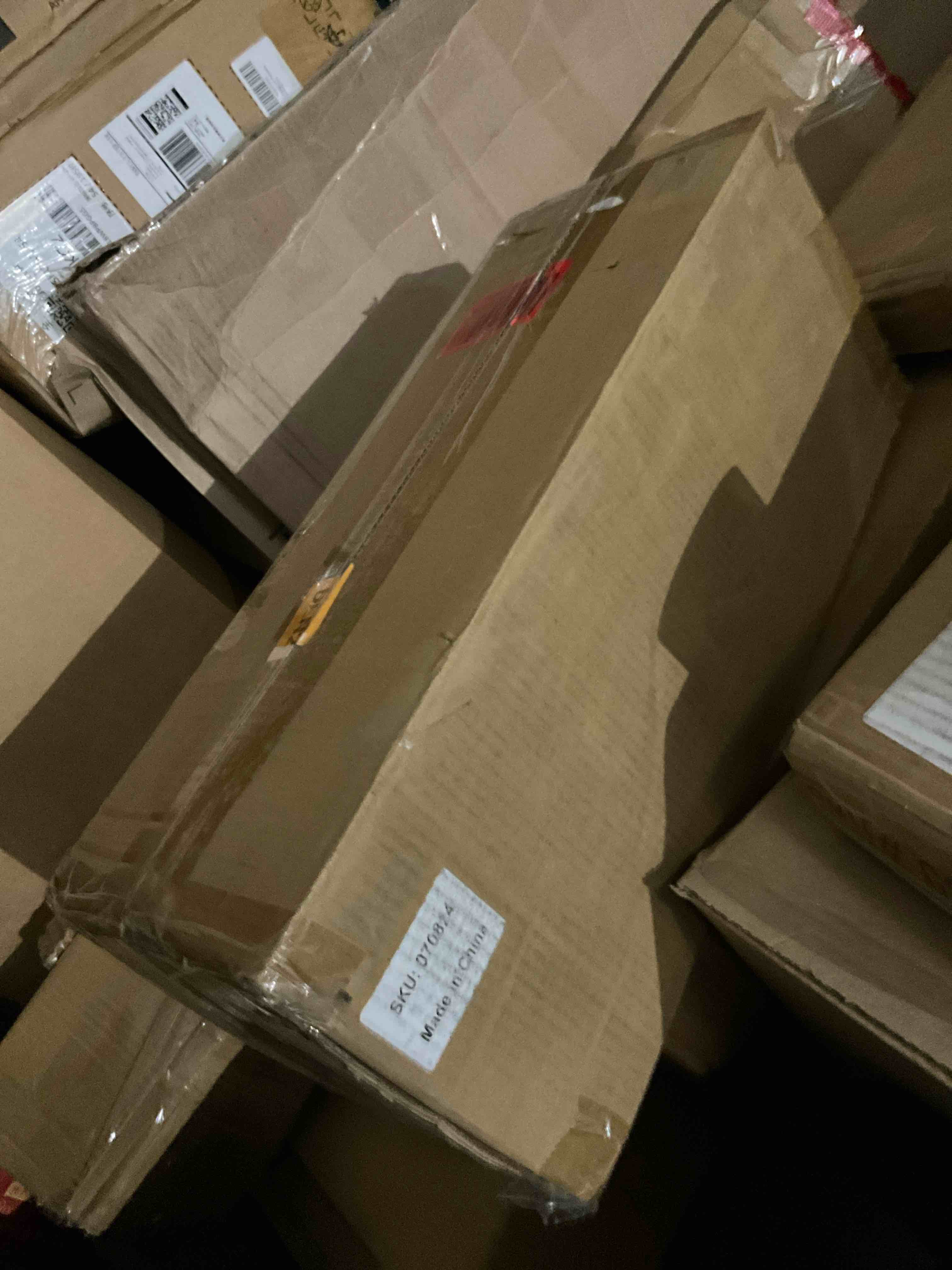 https://s3.amazonaws.com/lotting-images-prod/bidfta/BRN1790828_1757532152984.jpeg