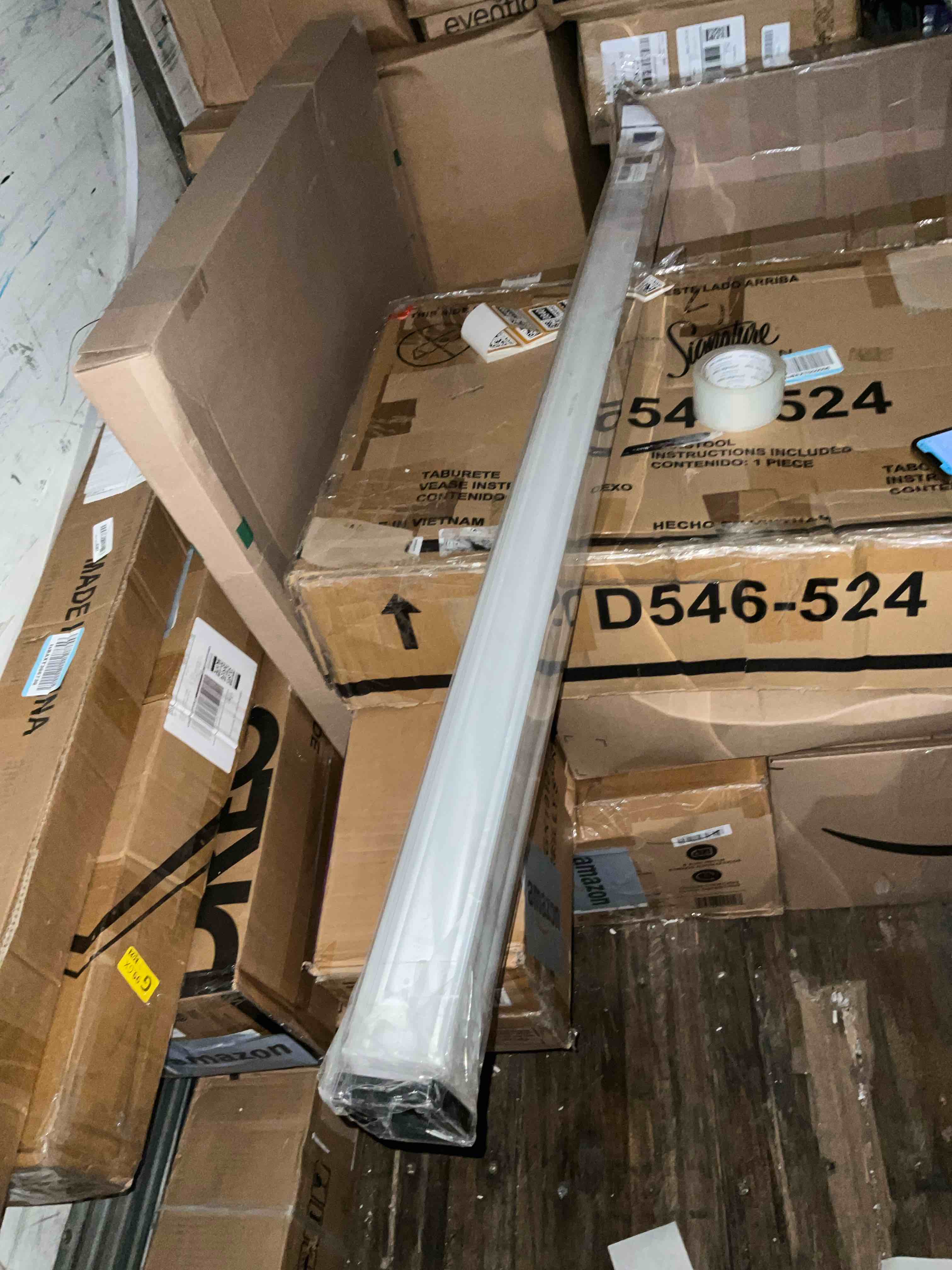 https://s3.amazonaws.com/lotting-images-prod/bidfta/BRN1790839_1757525190794.jpeg