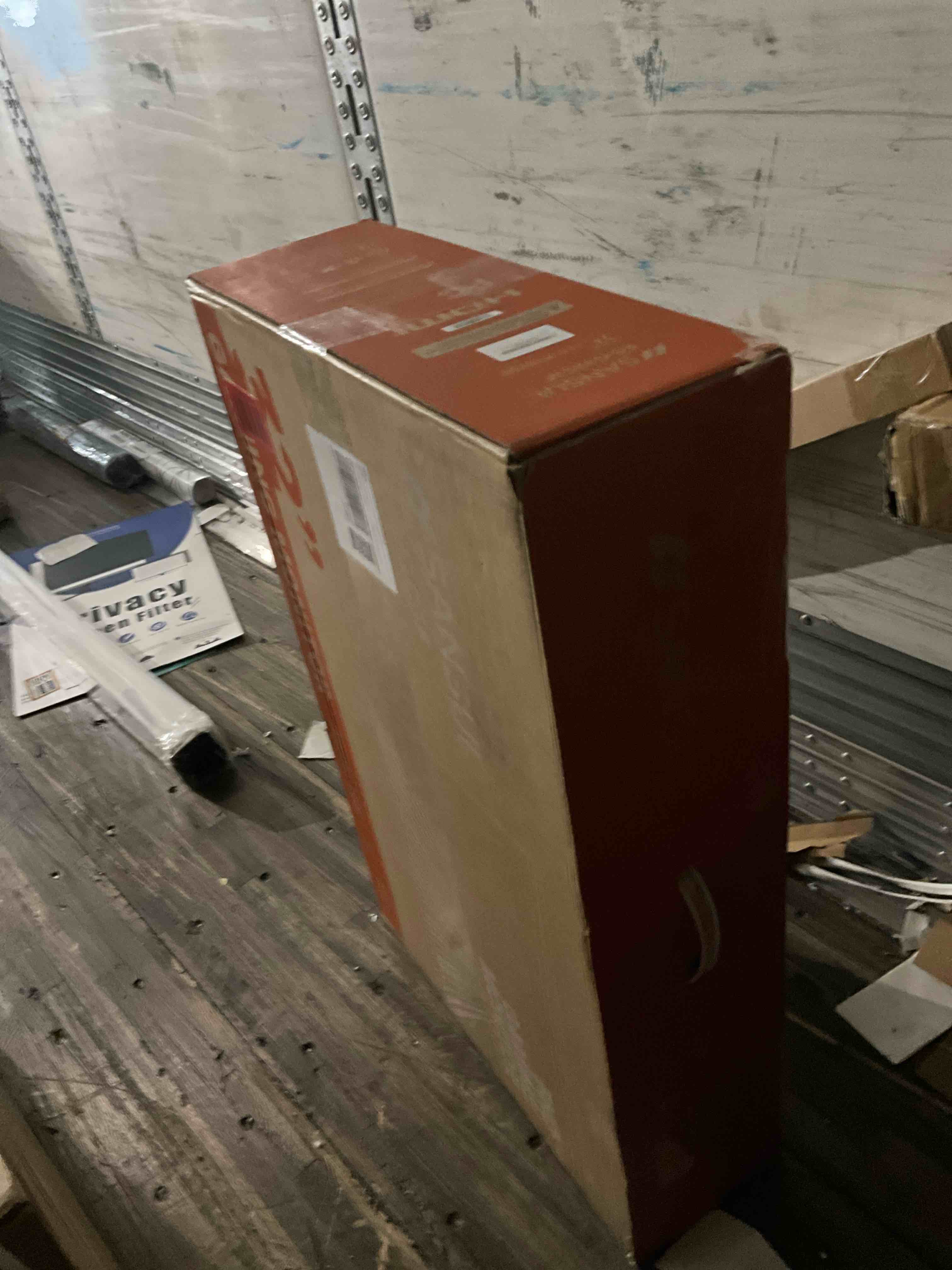 https://s3.amazonaws.com/lotting-images-prod/bidfta/BRN1790840_1757525248005.jpeg