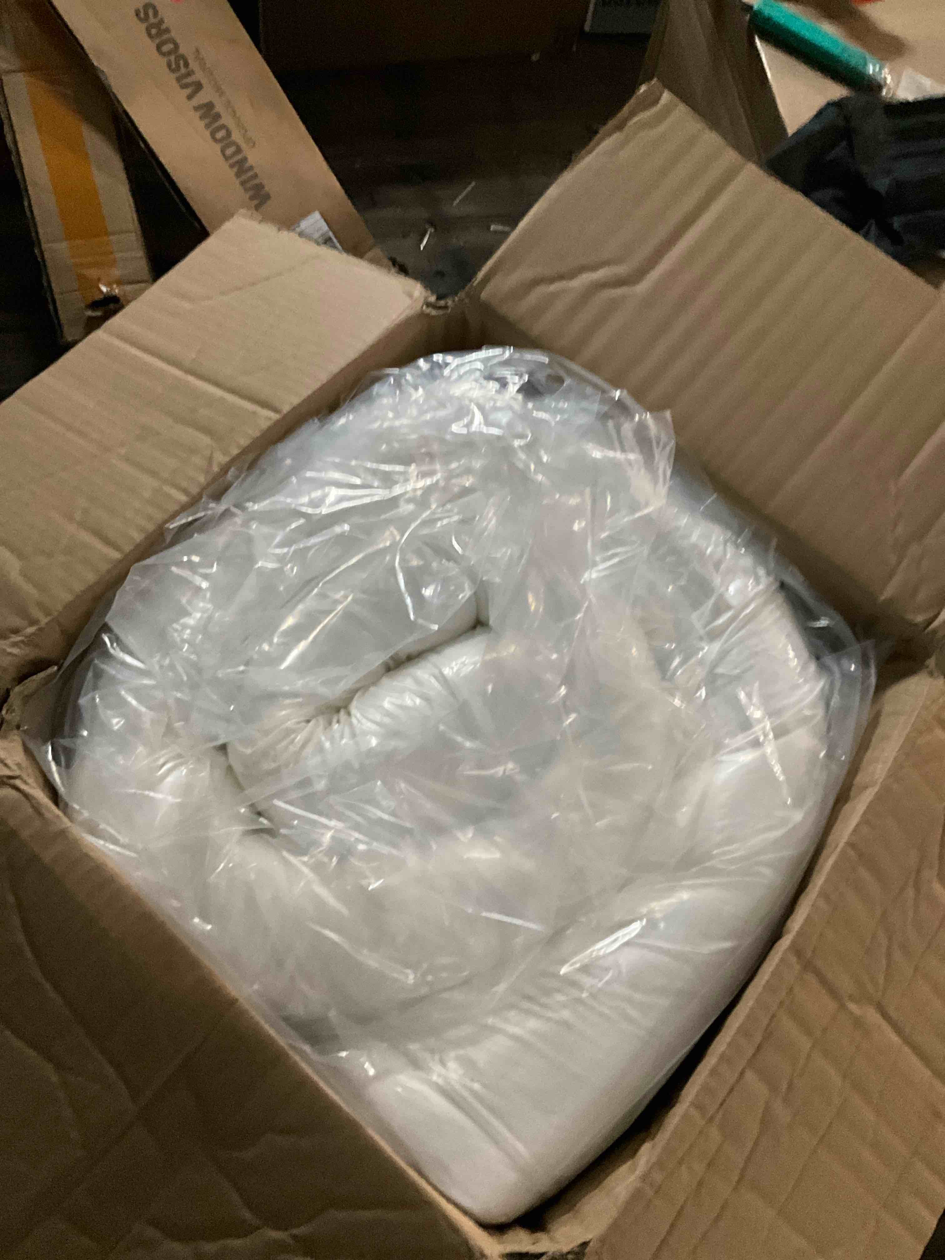 https://s3.amazonaws.com/lotting-images-prod/bidfta/BRN1790883_1757515998289.jpeg