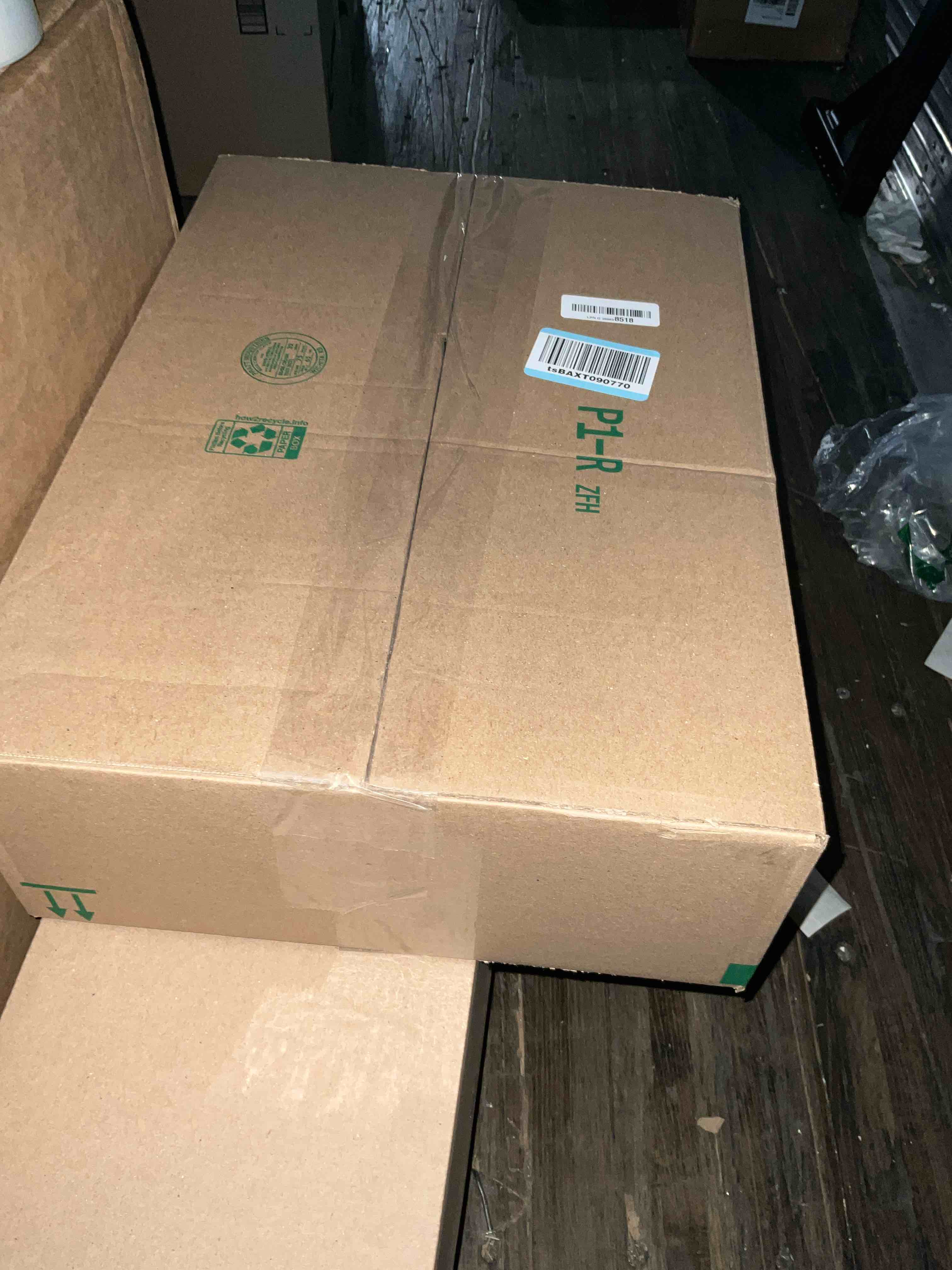 https://s3.amazonaws.com/lotting-images-prod/bidfta/BRN1790893_1757513901236.jpeg