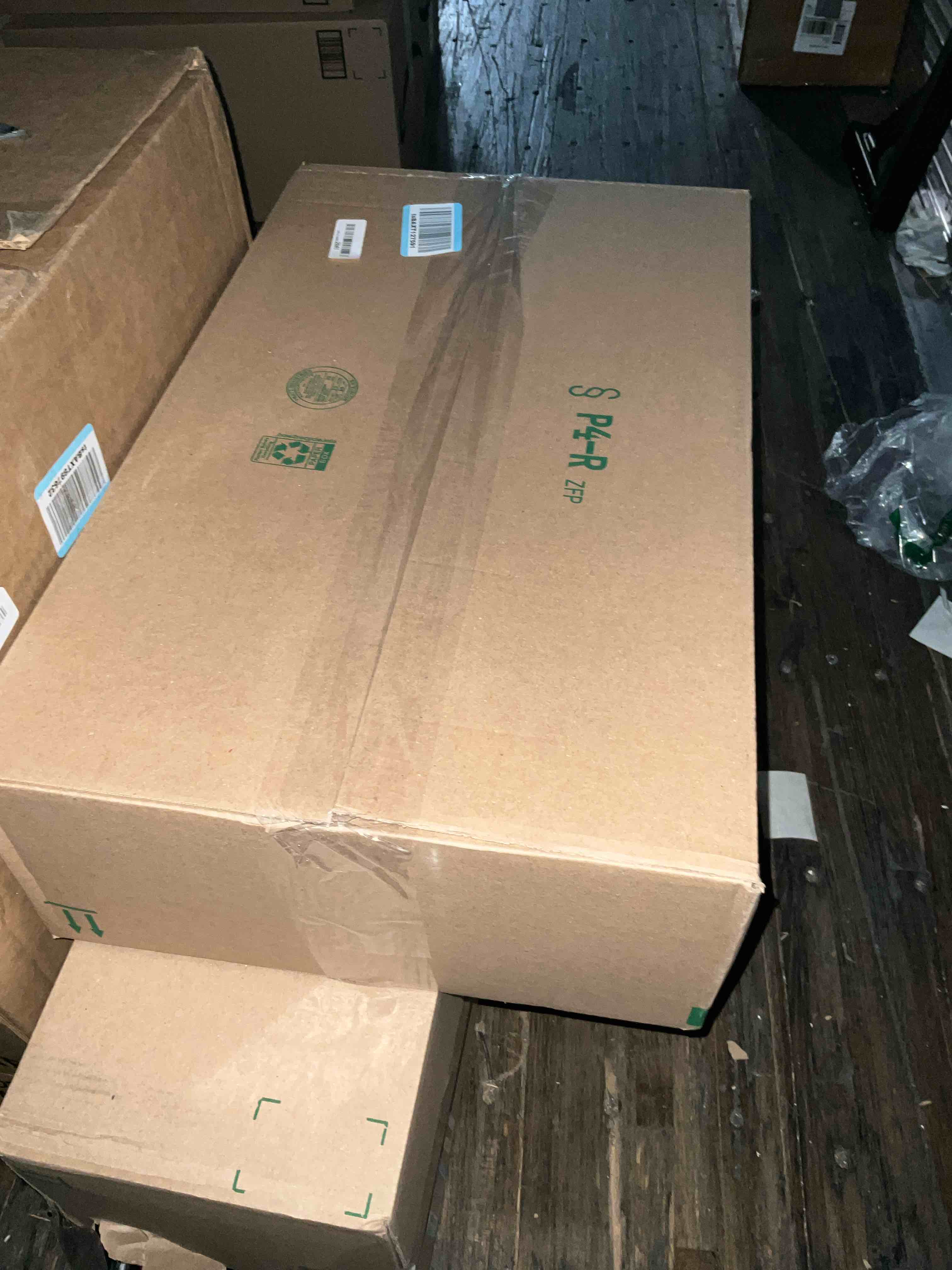 https://s3.amazonaws.com/lotting-images-prod/bidfta/BRN1790894_1757513683495.jpeg