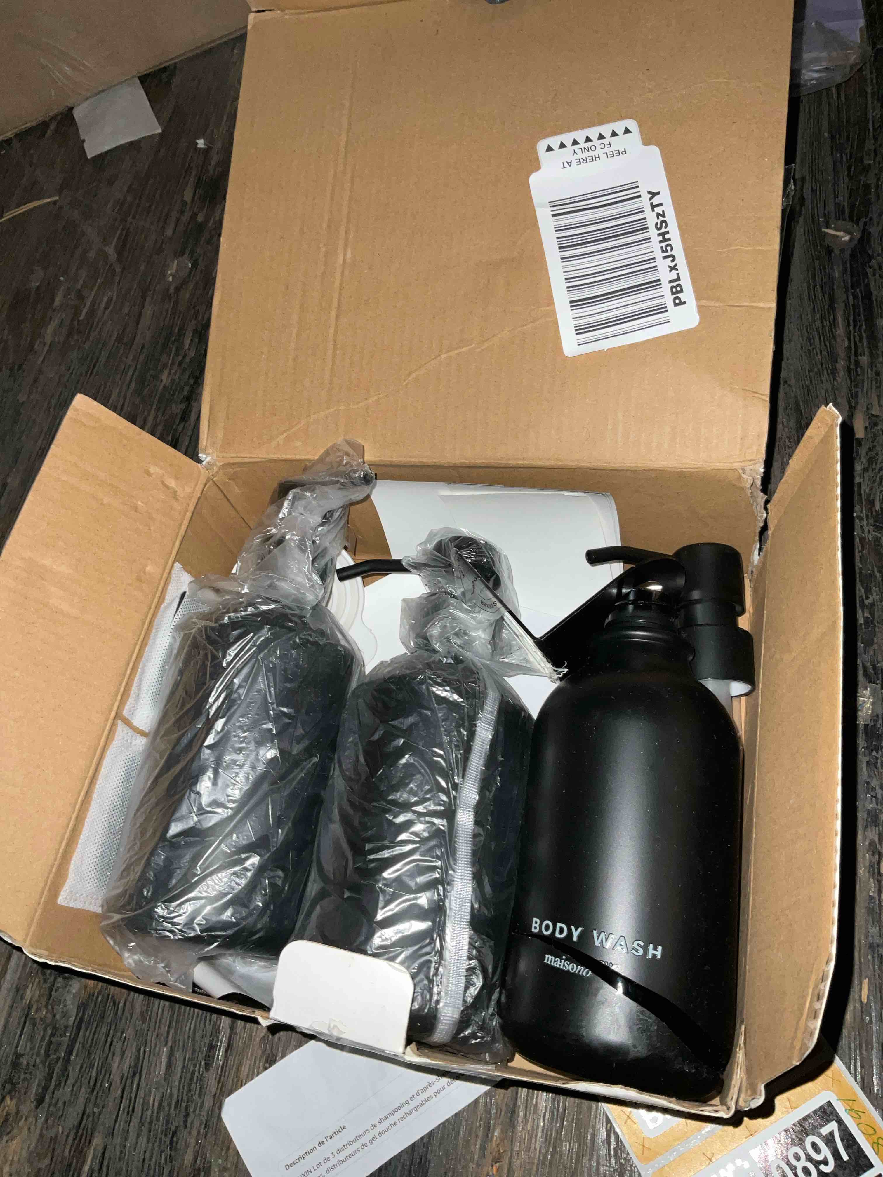 https://s3.amazonaws.com/lotting-images-prod/bidfta/BRN1790902_1757541101103.jpeg