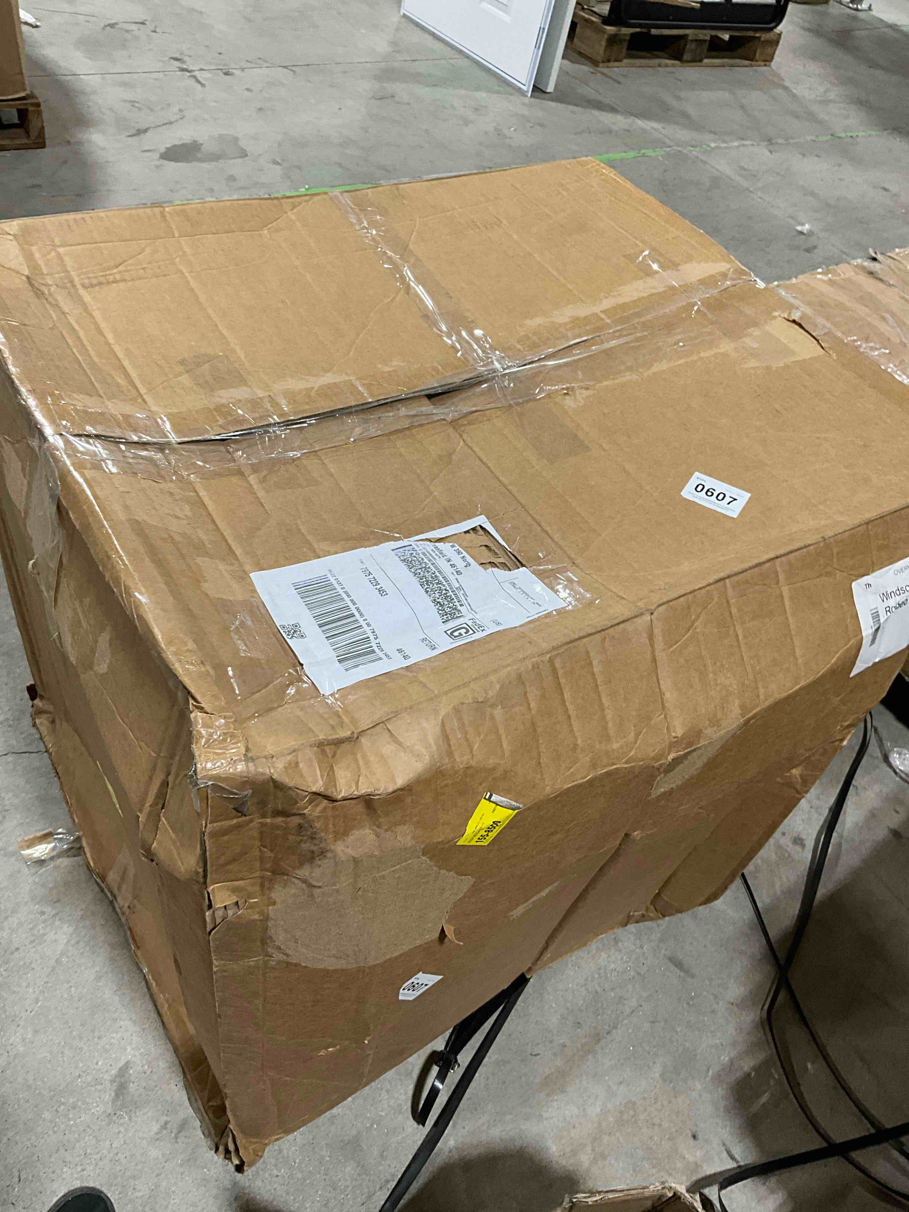 https://s3.amazonaws.com/lotting-images-prod/bidfta/BRN1790916_1757611758124.jpeg