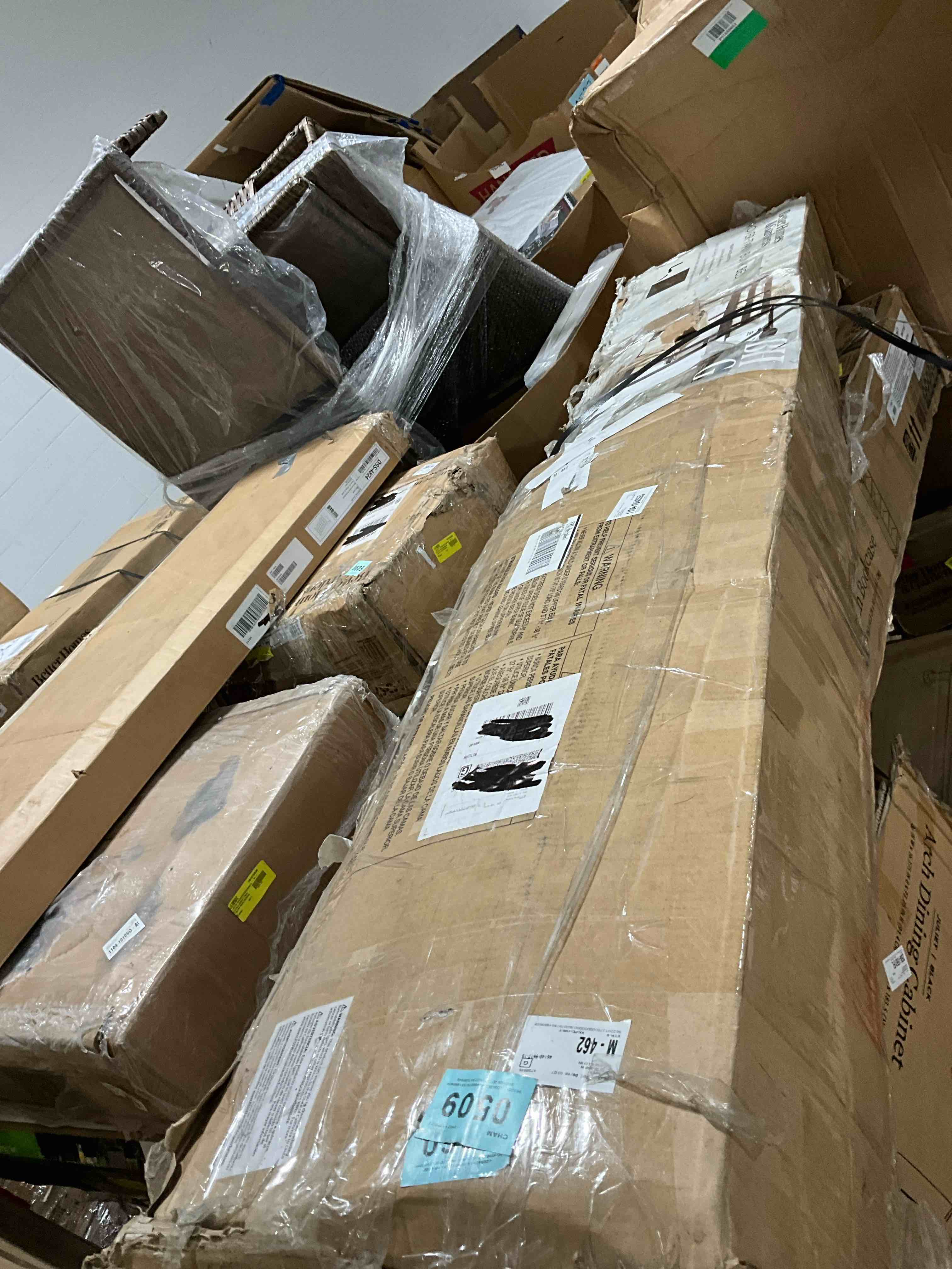 https://s3.amazonaws.com/lotting-images-prod/bidfta/BRN1790925_1757606438250.jpeg