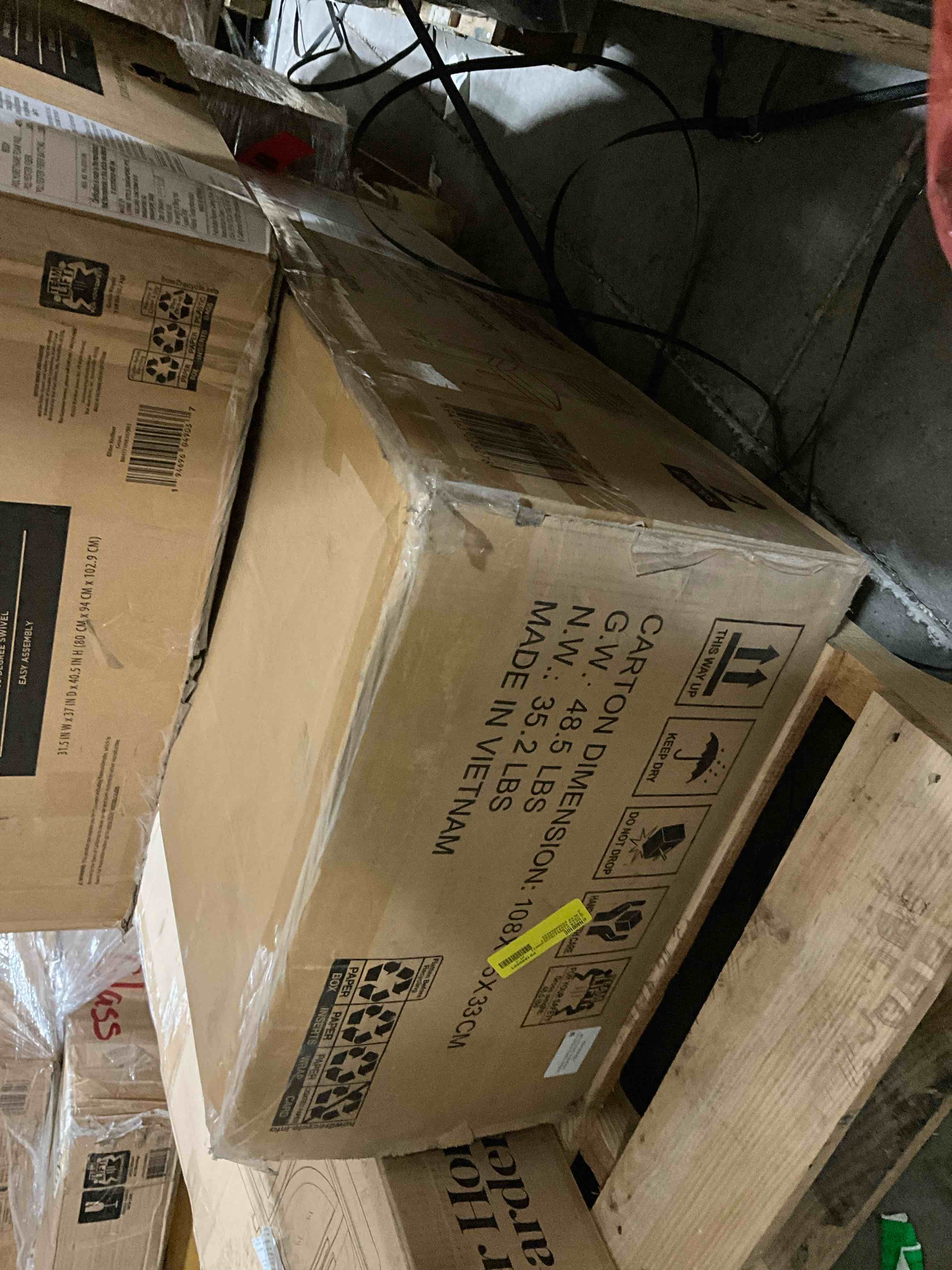 https://s3.amazonaws.com/lotting-images-prod/bidfta/BRN1790971_1757626597849.jpeg