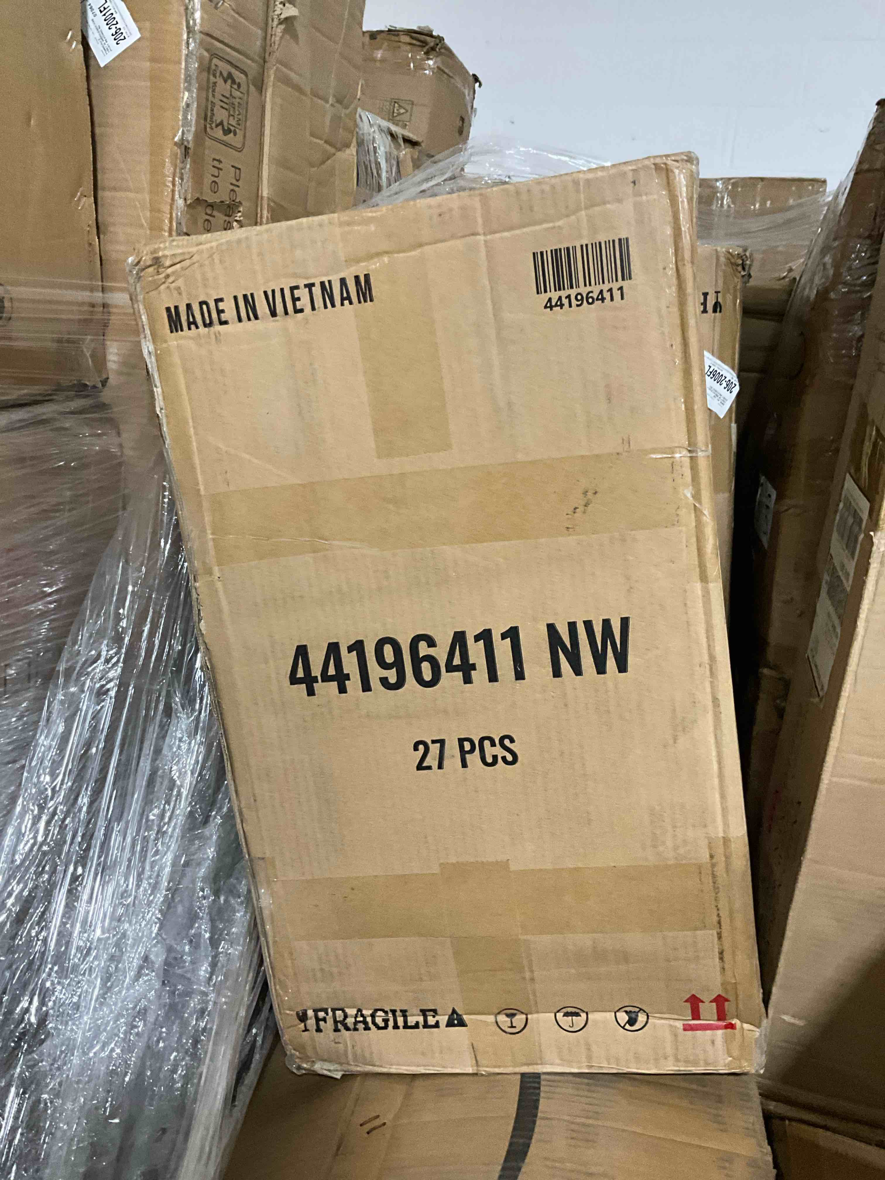 https://s3.amazonaws.com/lotting-images-prod/bidfta/BRN1791012_1757949333226.jpeg