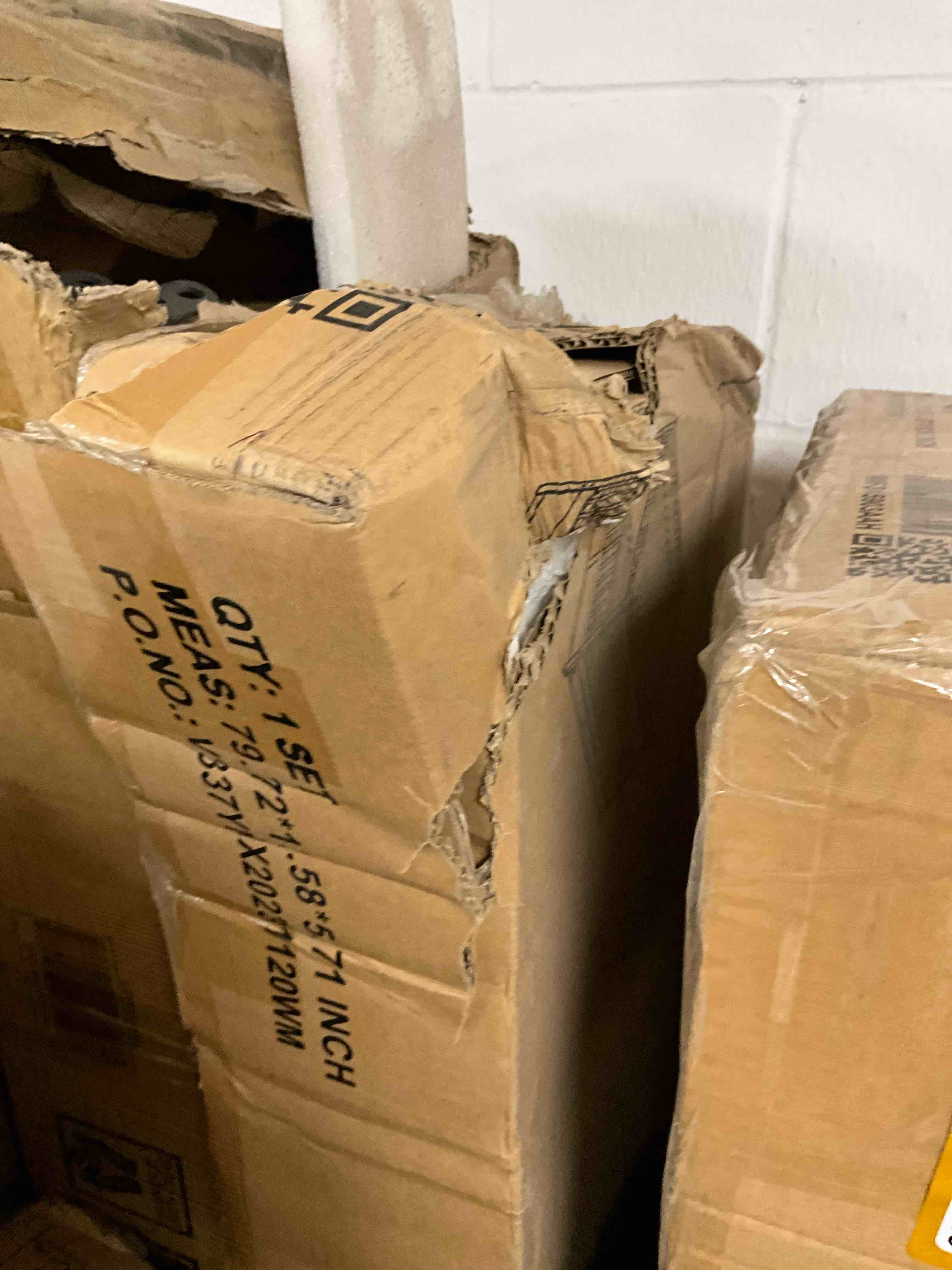 https://s3.amazonaws.com/lotting-images-prod/bidfta/BRN1791120_1758211404261.jpeg