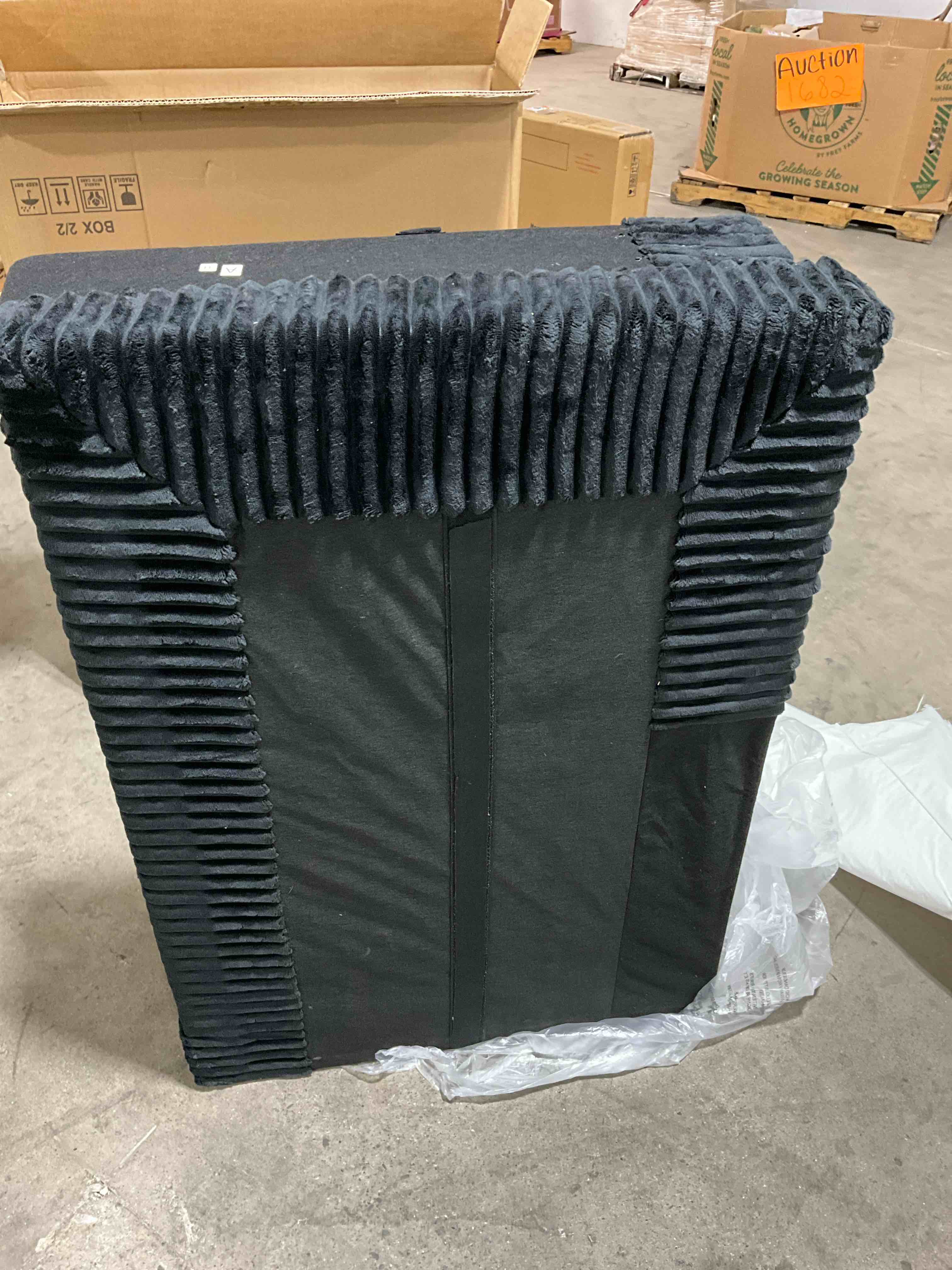 1 Piece Of A Sofa With Cushions Blacks W2705P235476