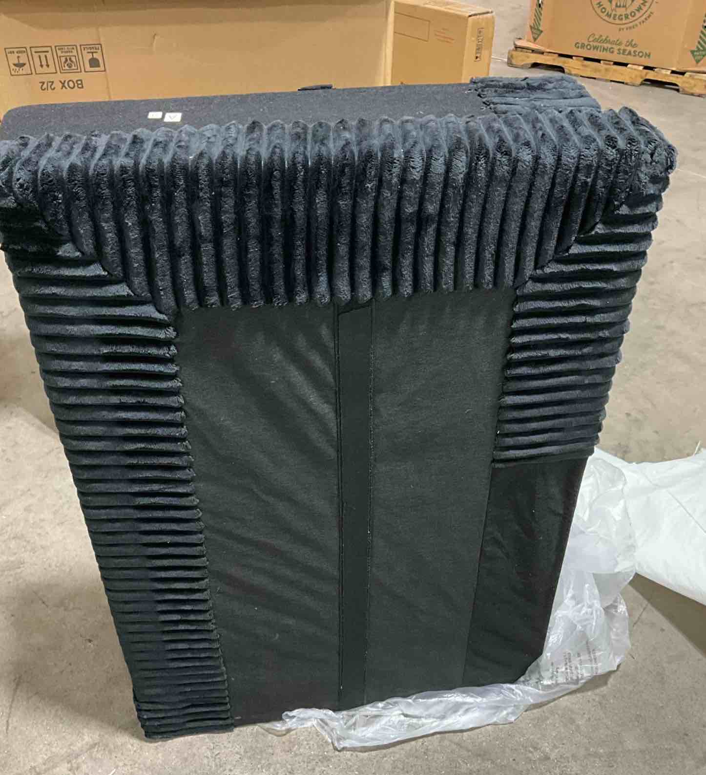 SoFa Piece With Cushions W2705P235476