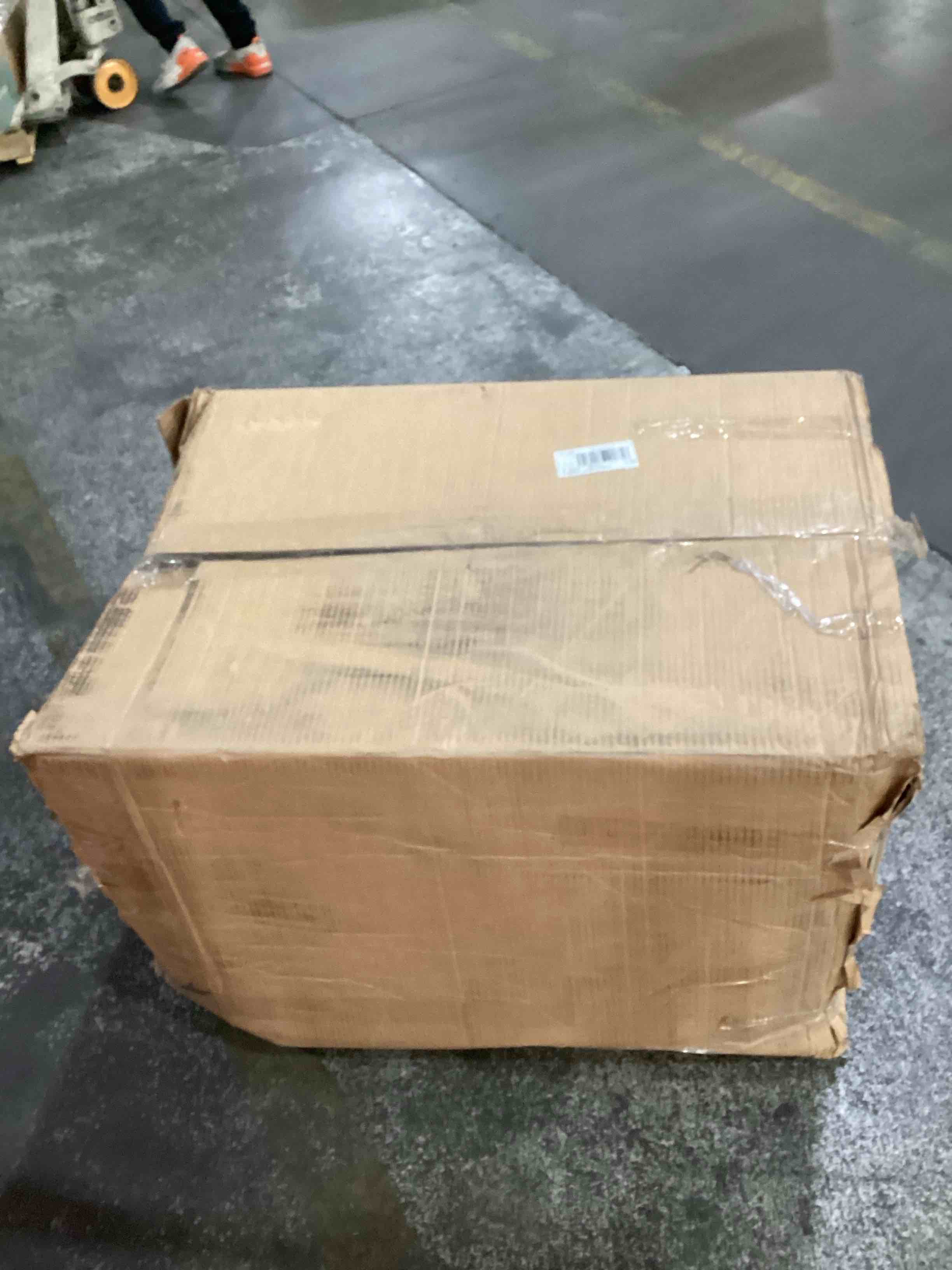 https://s3.amazonaws.com/lotting-images-prod/bidfta/BRN1796242_1743433954568.jpeg