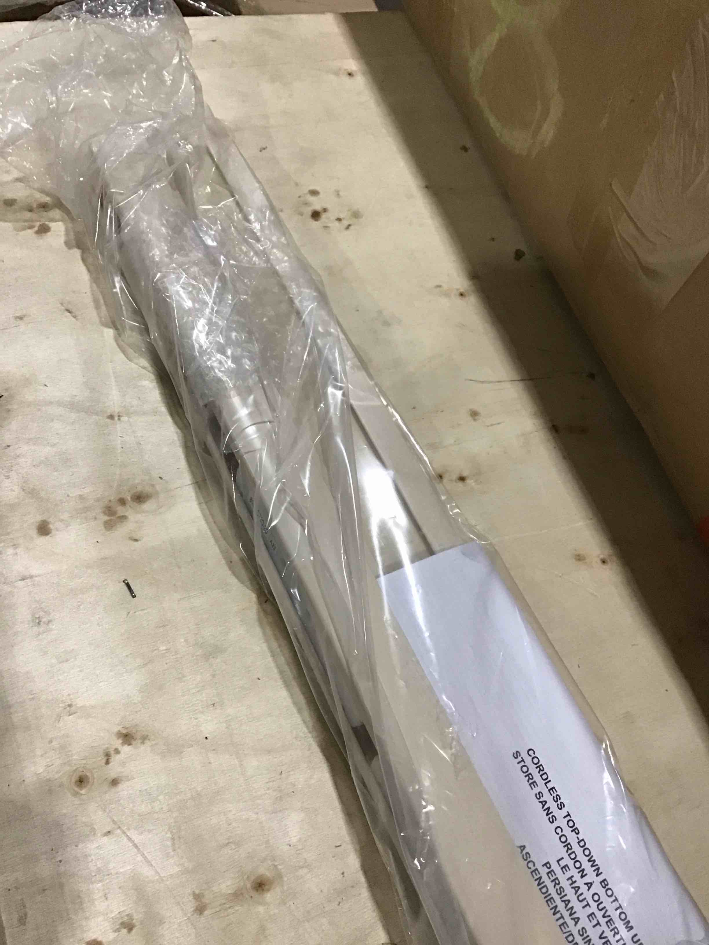 https://s3.amazonaws.com/lotting-images-prod/bidfta/BRN1796871_1745002839490.jpeg