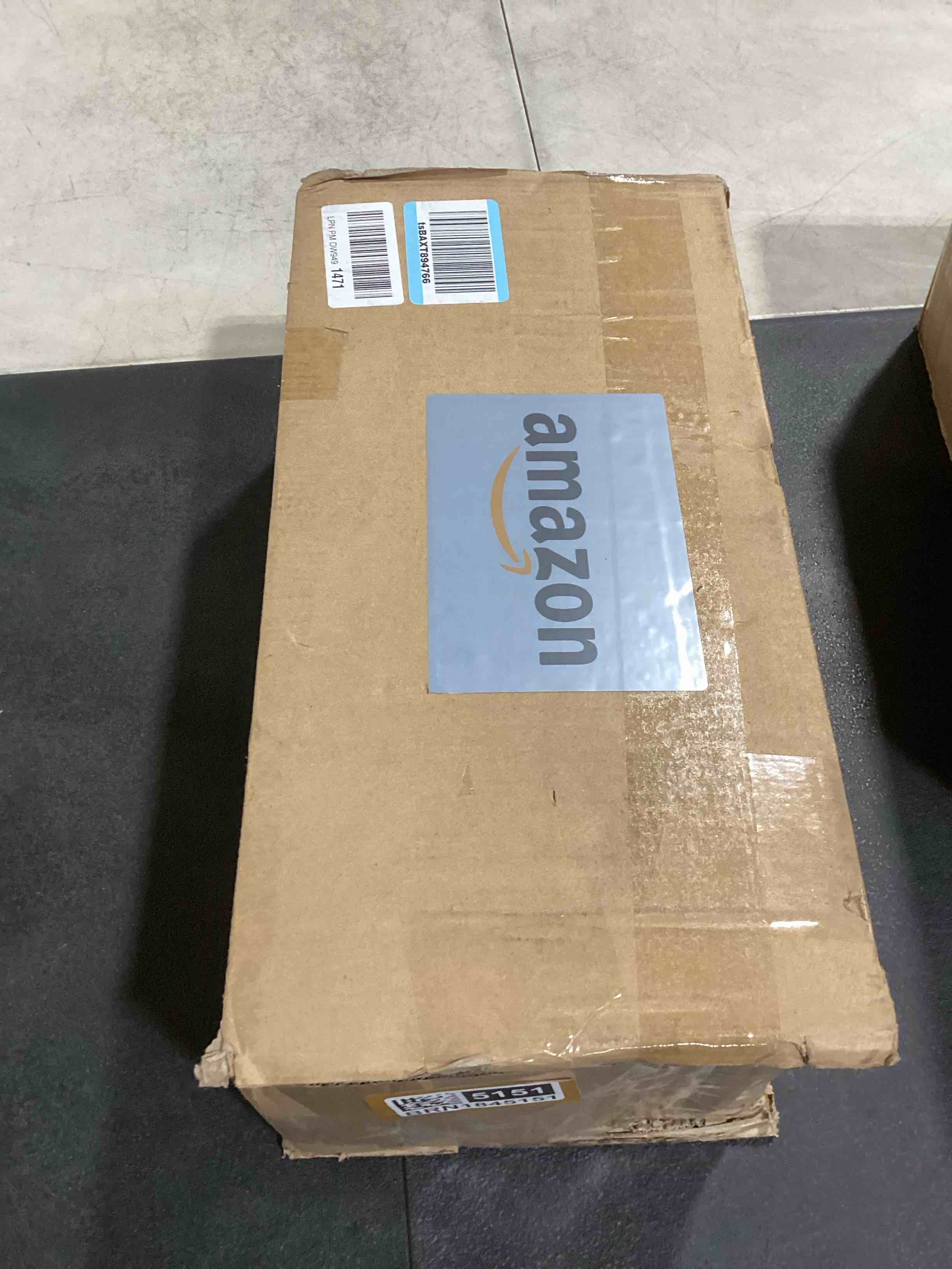 https://s3.amazonaws.com/lotting-images-prod/bidfta/BRN1845151_1745951486302.jpeg