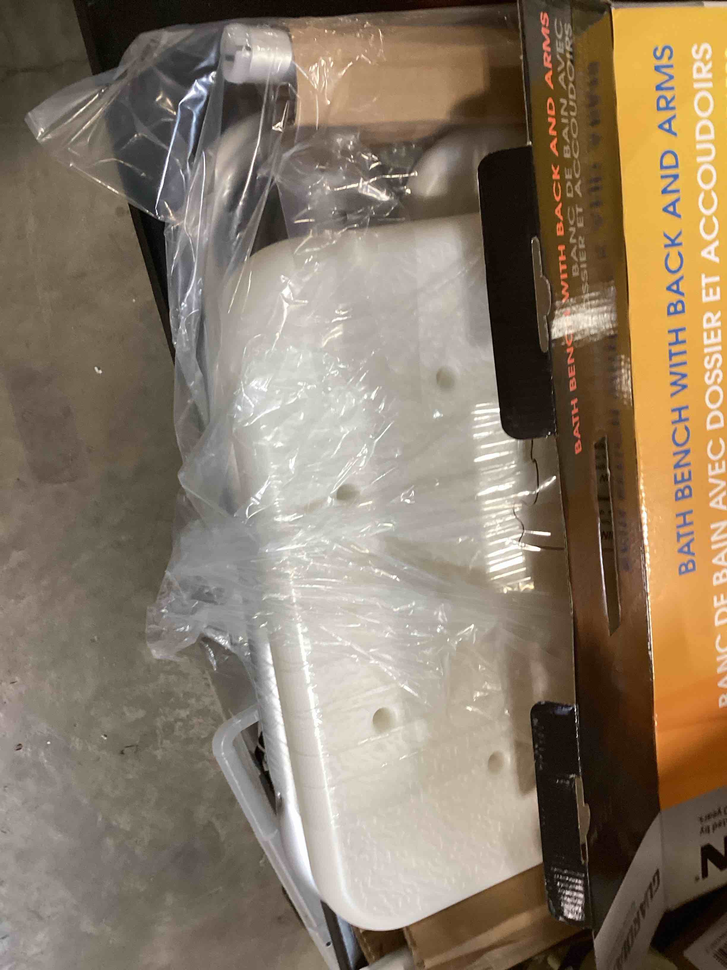 https://s3.amazonaws.com/lotting-images-prod/bidfta/BRN1845305_1746111195873.jpeg