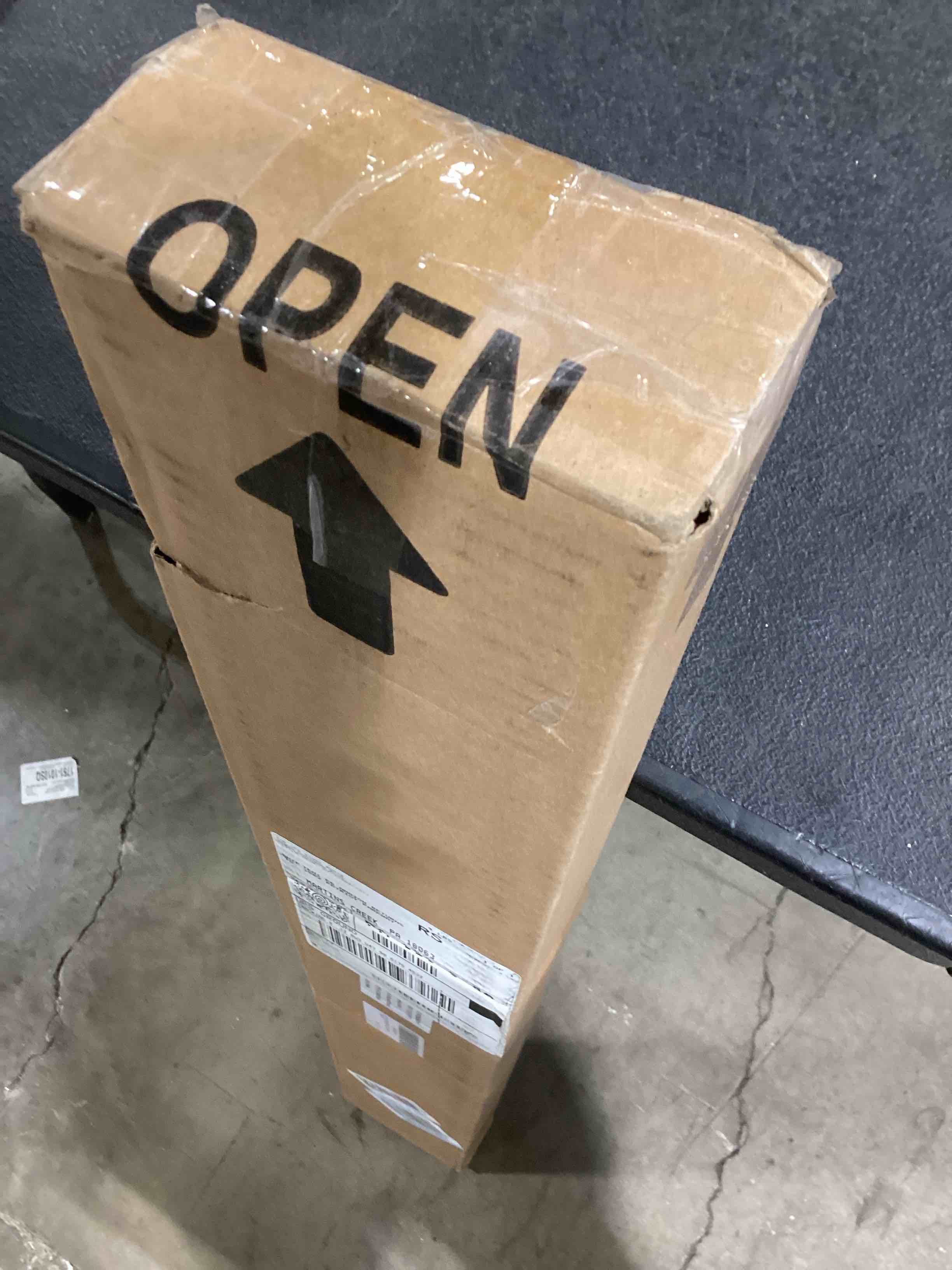 https://s3.amazonaws.com/lotting-images-prod/bidfta/BRN1845629_1746706166305.jpeg
