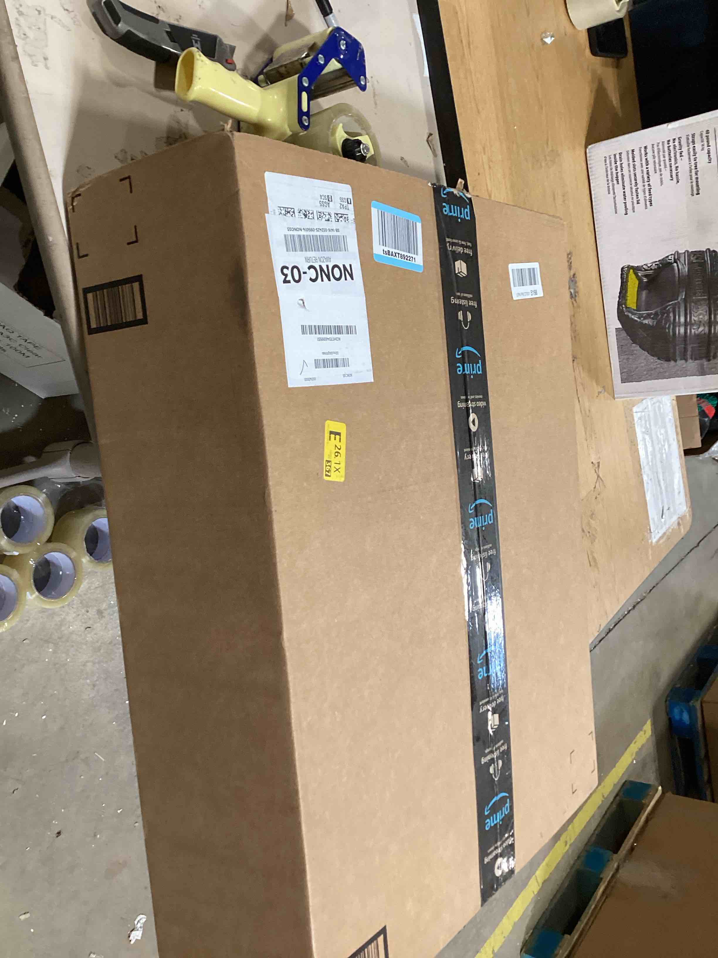 https://s3.amazonaws.com/lotting-images-prod/bidfta/BRN1846337_1745348722987.jpeg