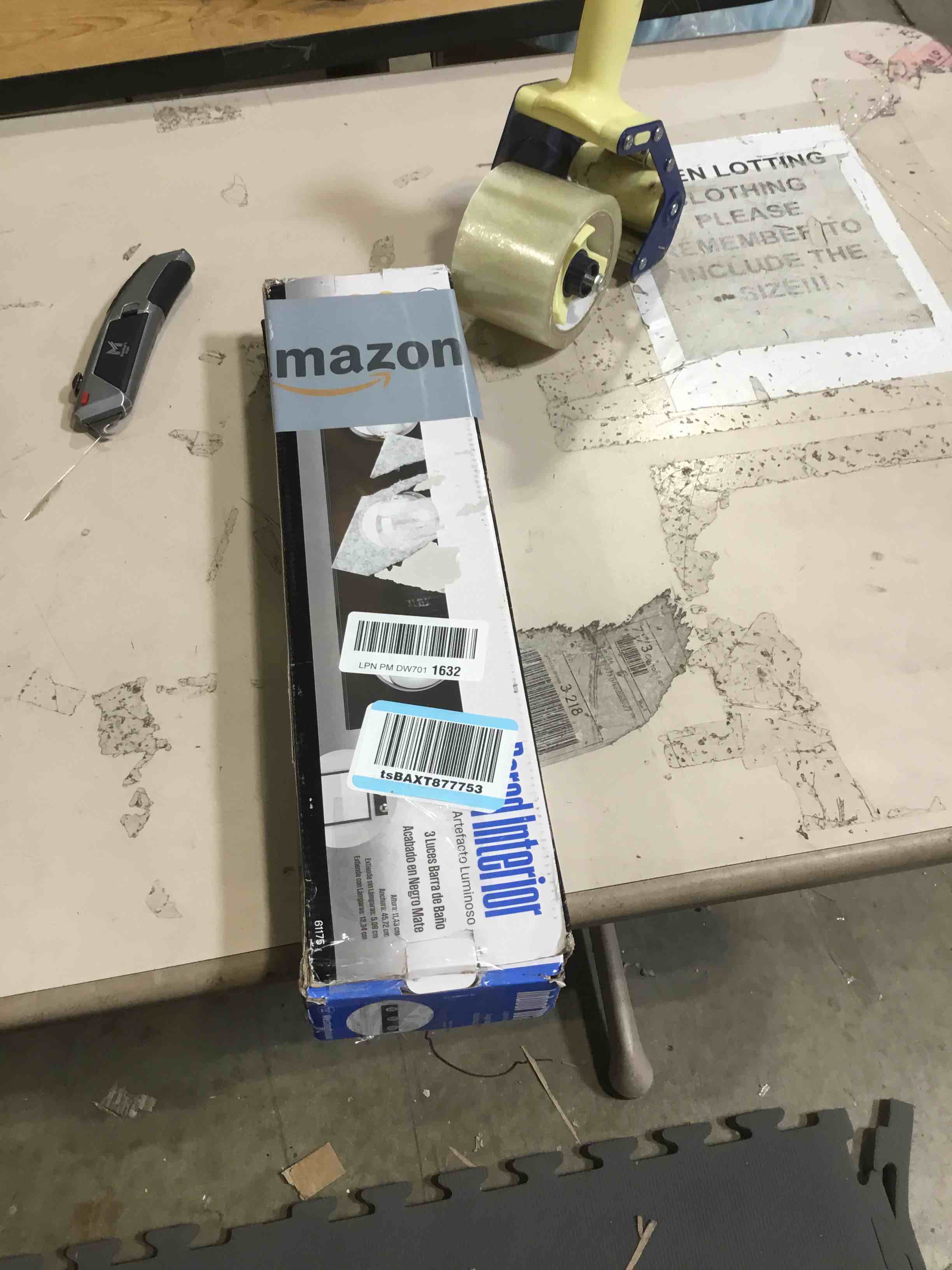https://s3.amazonaws.com/lotting-images-prod/bidfta/BRN1846979_1745861268179.jpeg