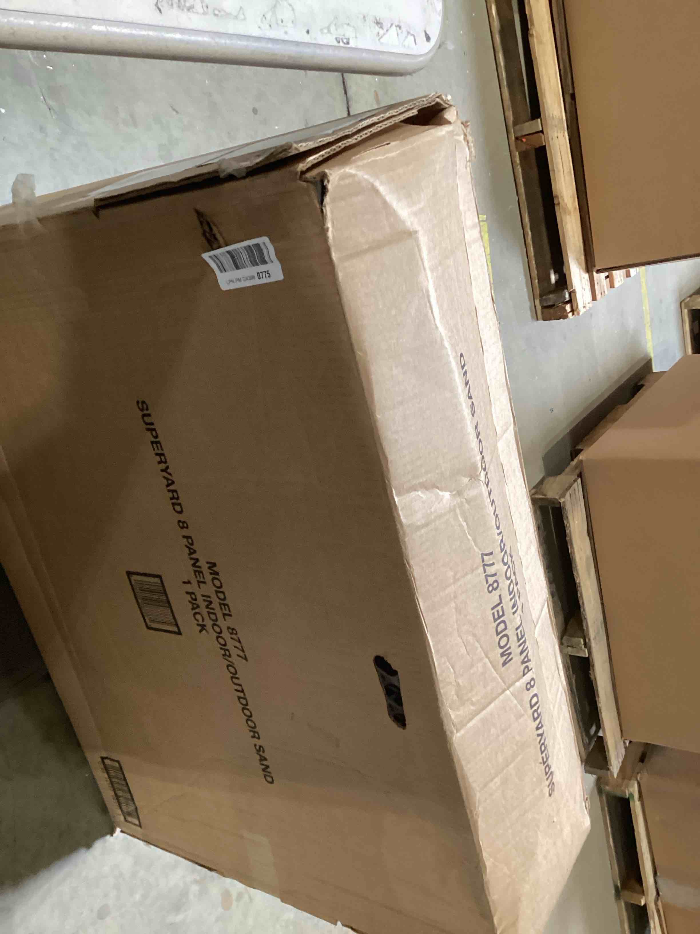 https://s3.amazonaws.com/lotting-images-prod/bidfta/BRN1848056_1746639055224.jpeg