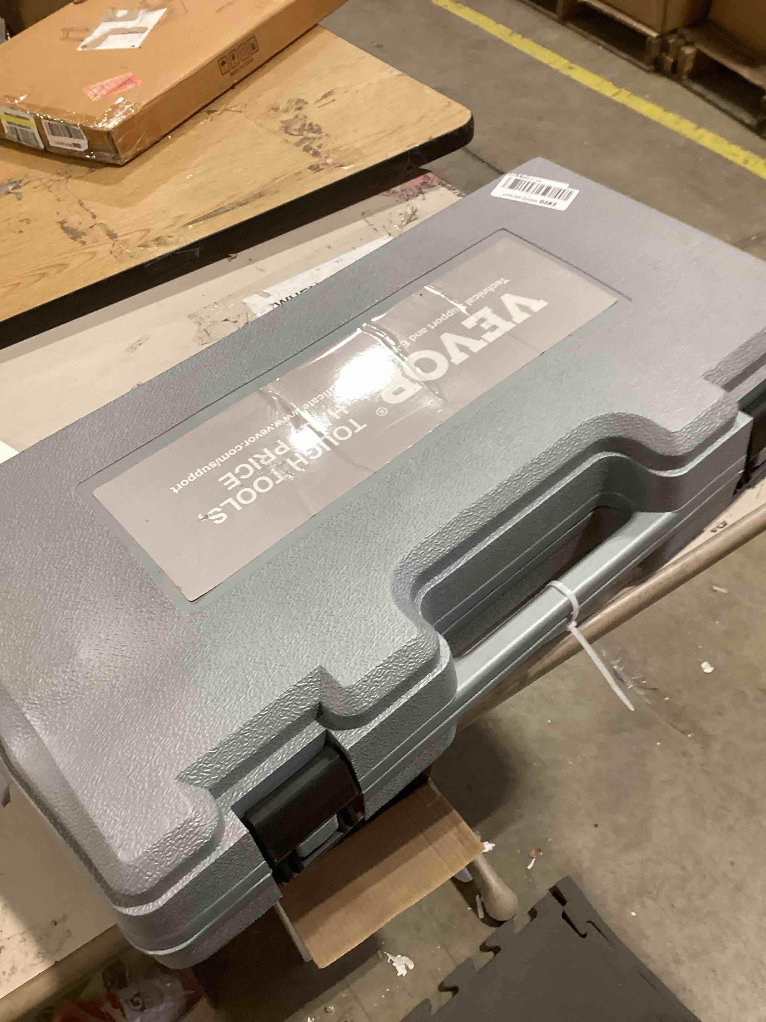 https://s3.amazonaws.com/lotting-images-prod/bidfta/BRN1848284_1746722787645.jpeg
