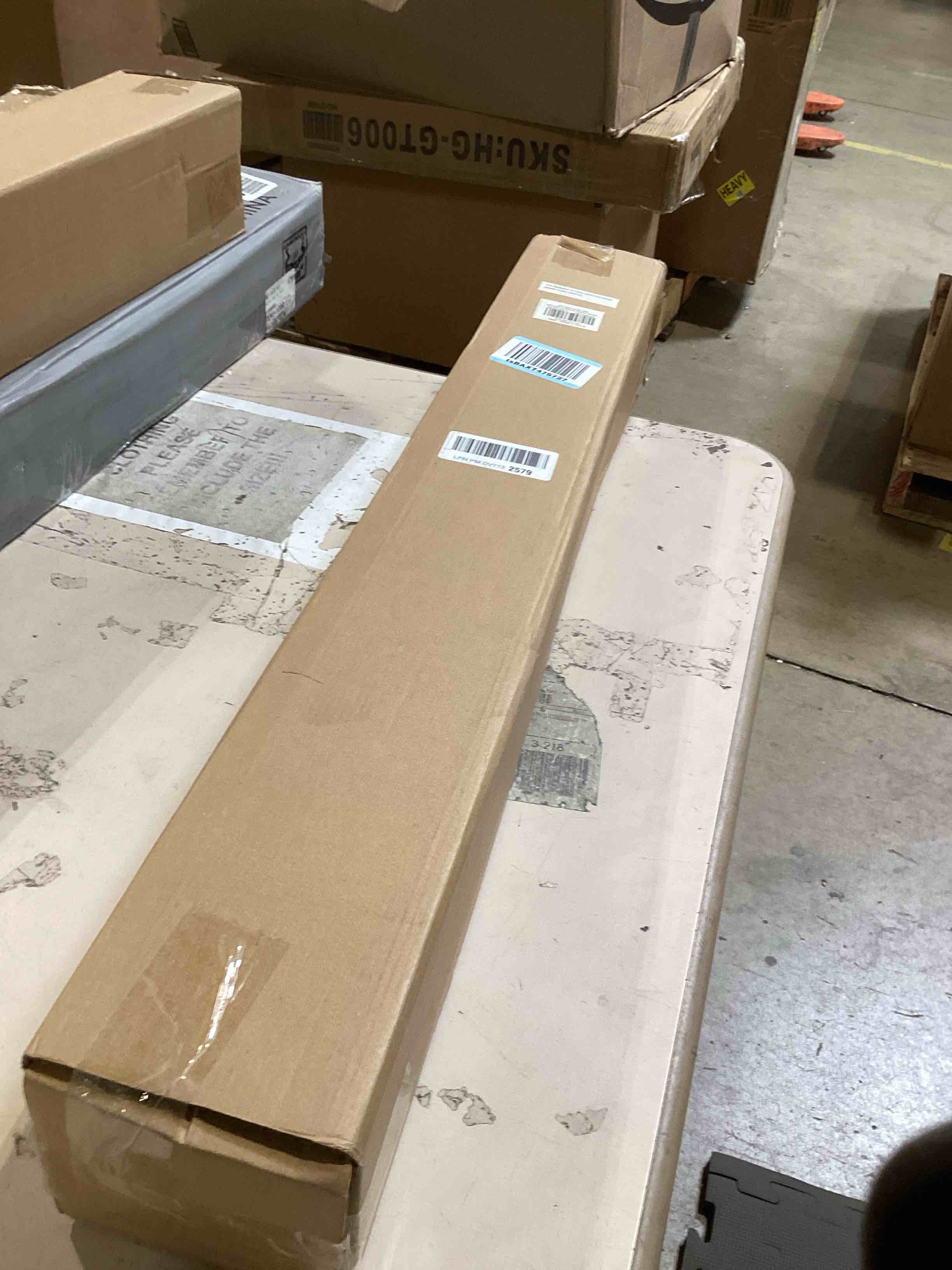 https://s3.amazonaws.com/lotting-images-prod/bidfta/BRN1848540_1746812633532.jpeg