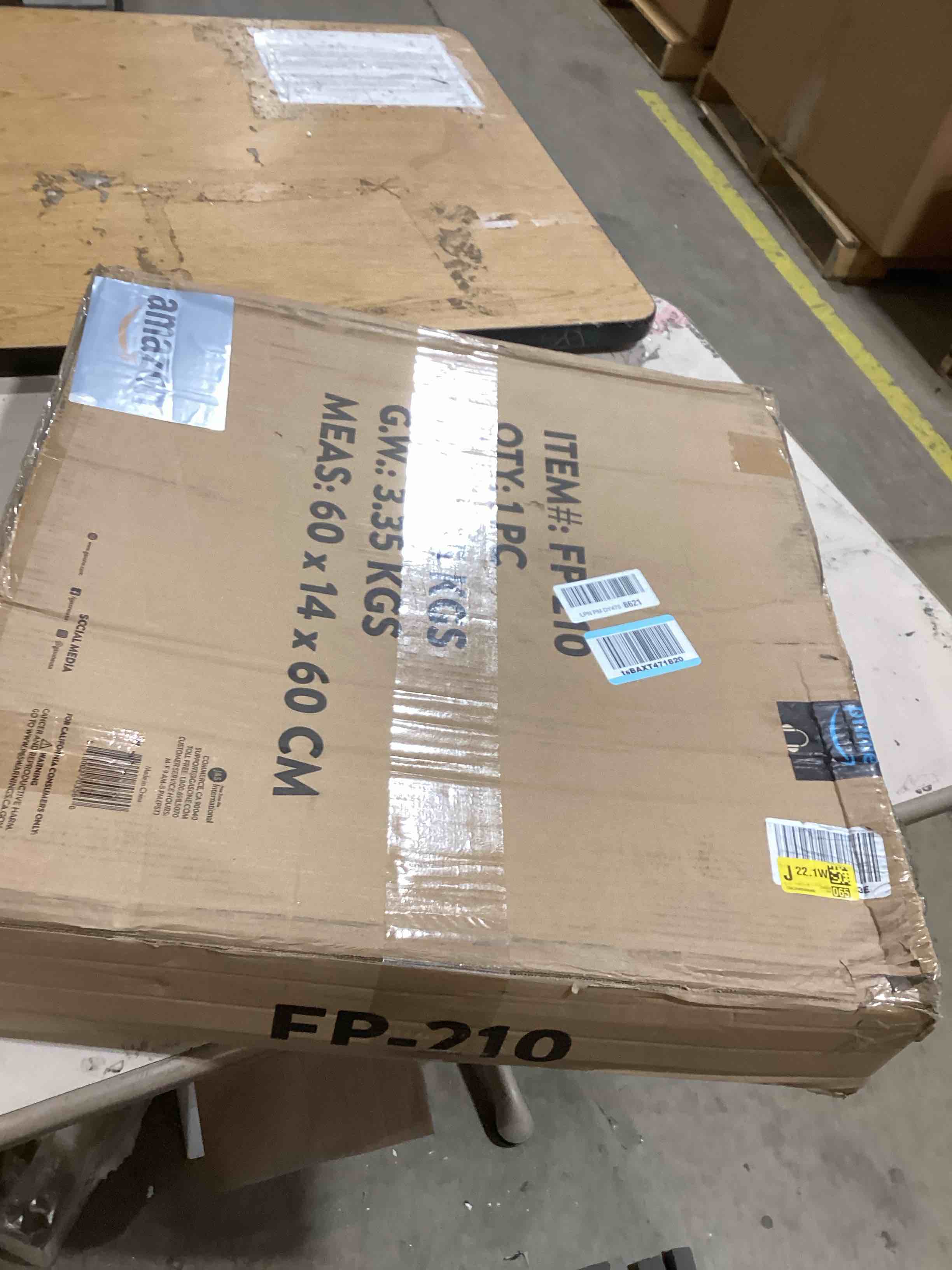 https://s3.amazonaws.com/lotting-images-prod/bidfta/BRN1848841_1747136927254.jpeg