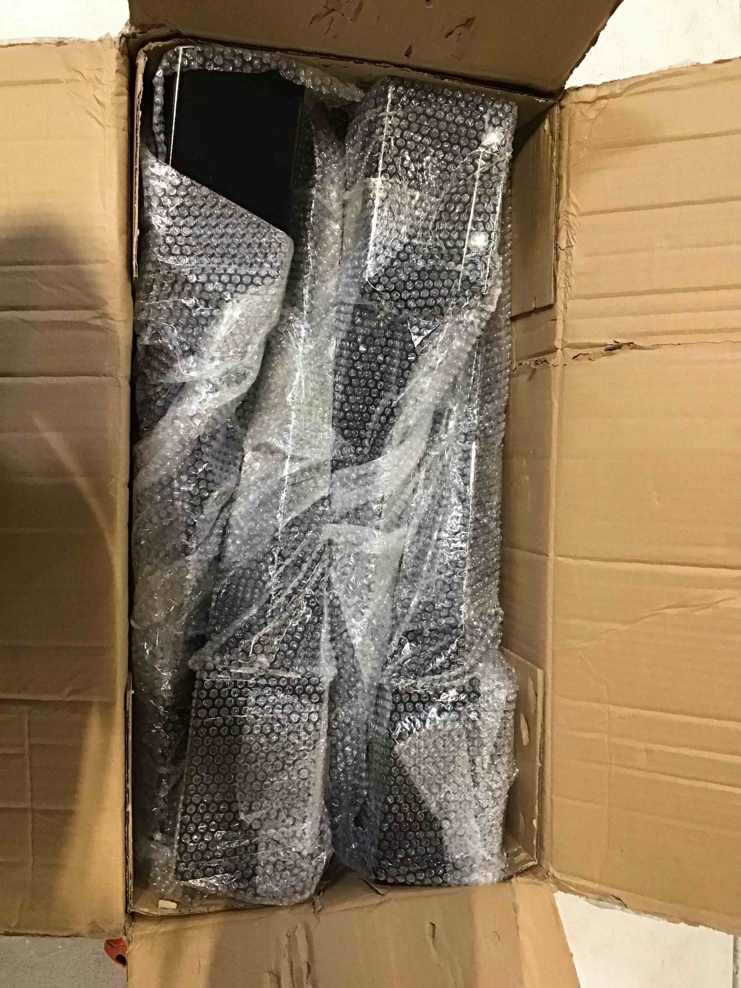 https://s3.amazonaws.com/lotting-images-prod/bidfta/BRN1849323_1745597374447.jpeg