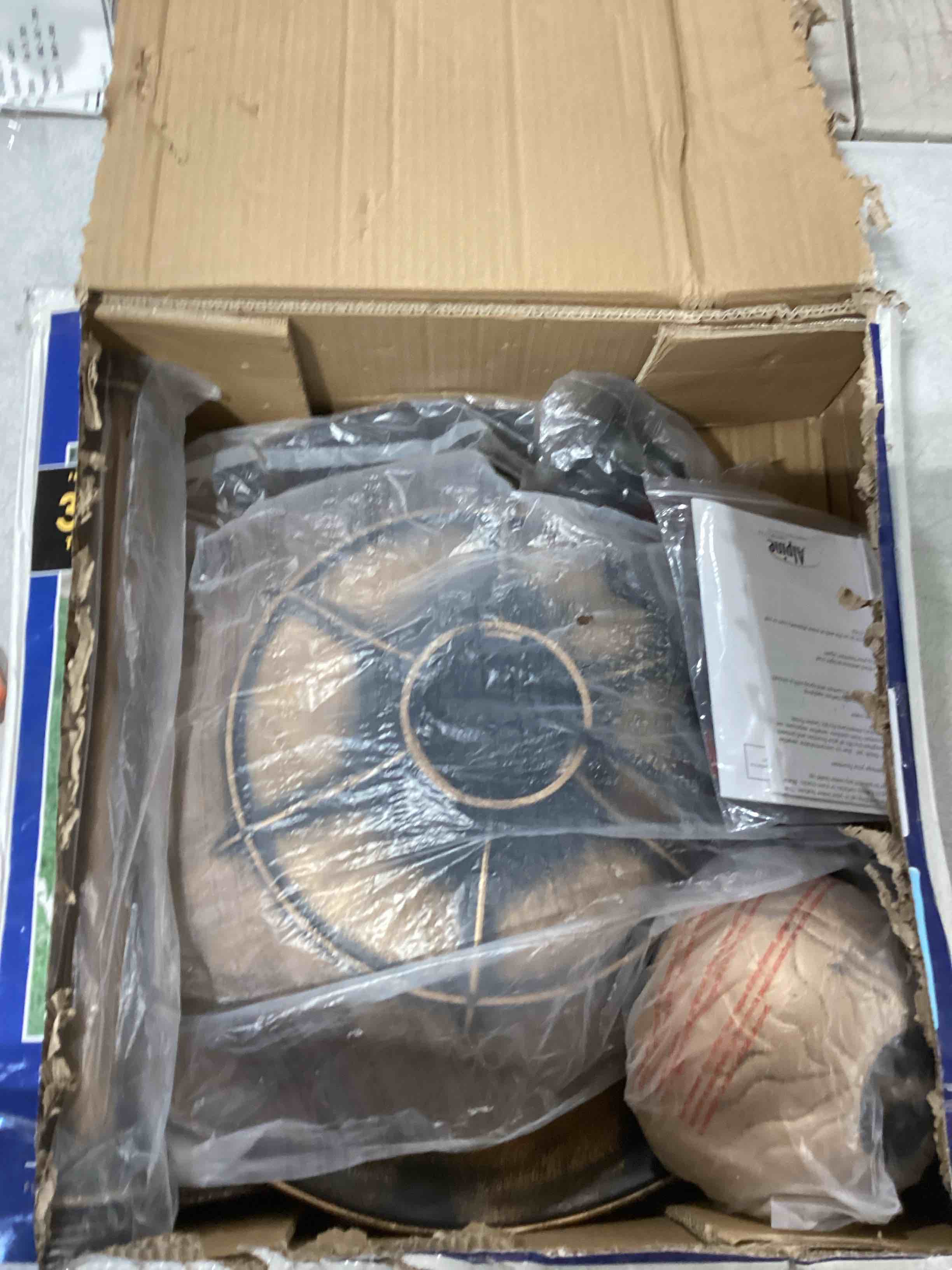 https://s3.amazonaws.com/lotting-images-prod/bidfta/BRN1849702_1746103342897.jpeg