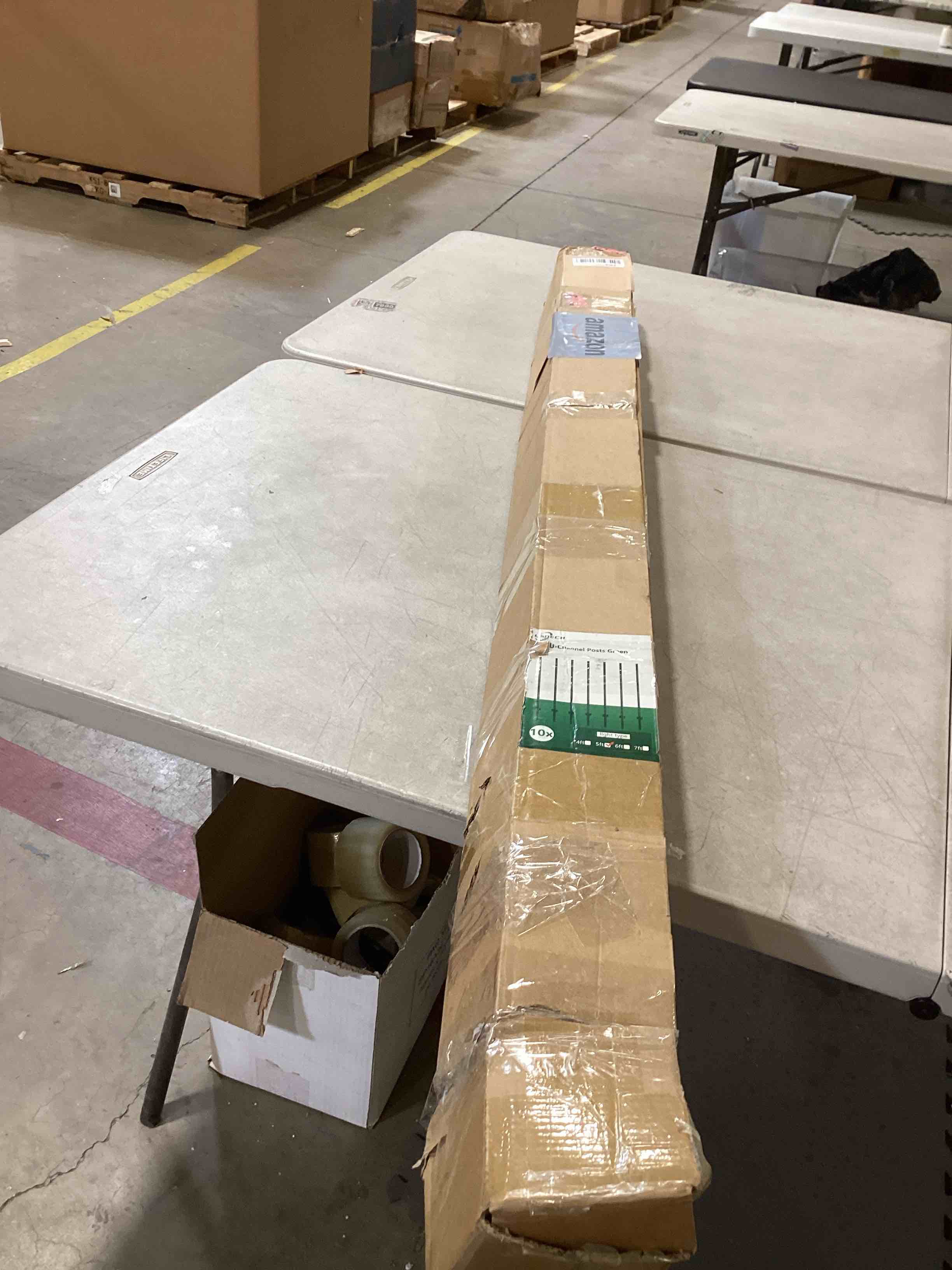https://s3.amazonaws.com/lotting-images-prod/bidfta/BRN1850014_1746463425724.jpeg