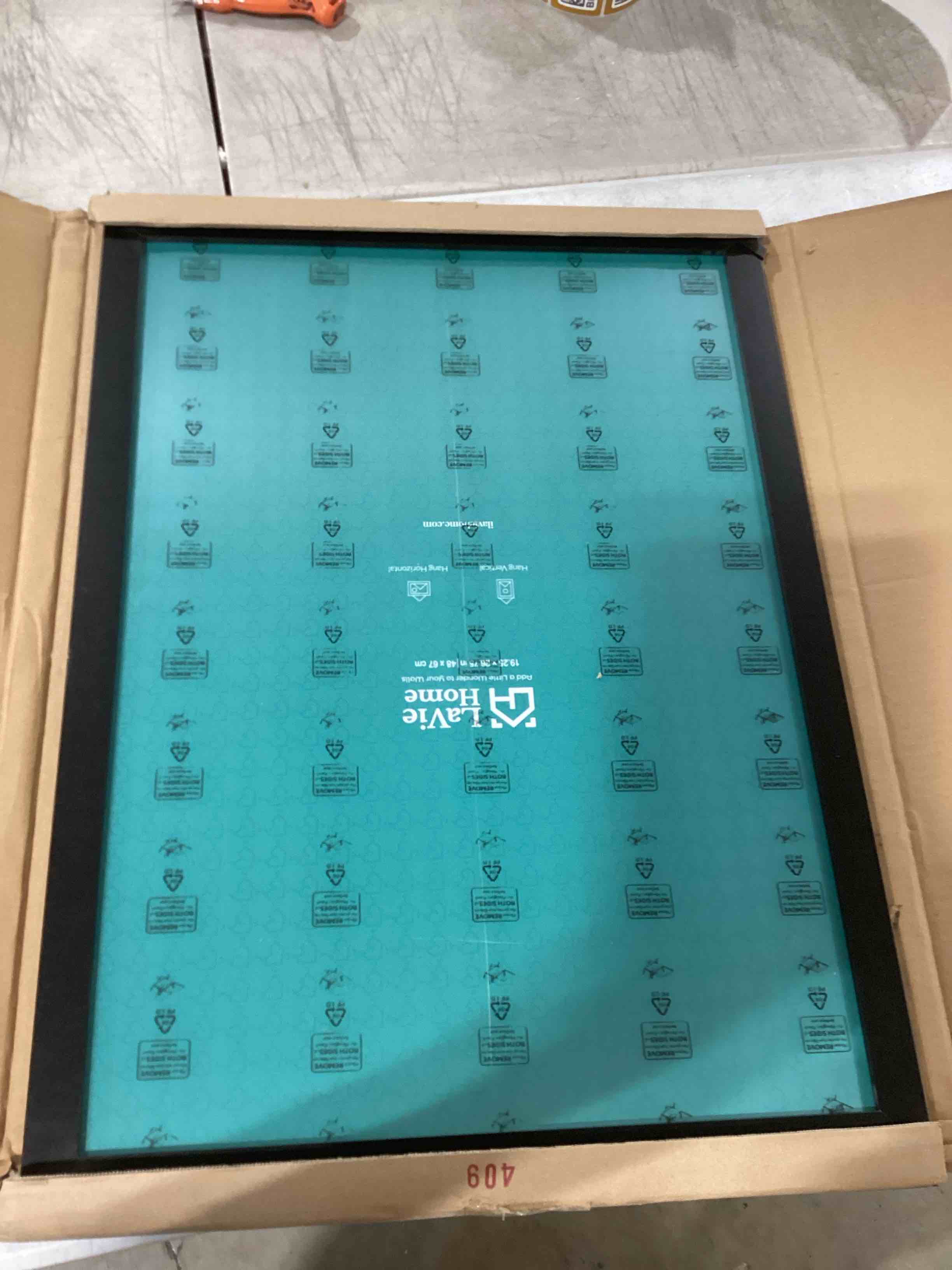 https://s3.amazonaws.com/lotting-images-prod/bidfta/BRN1850061_1746552851922.jpeg