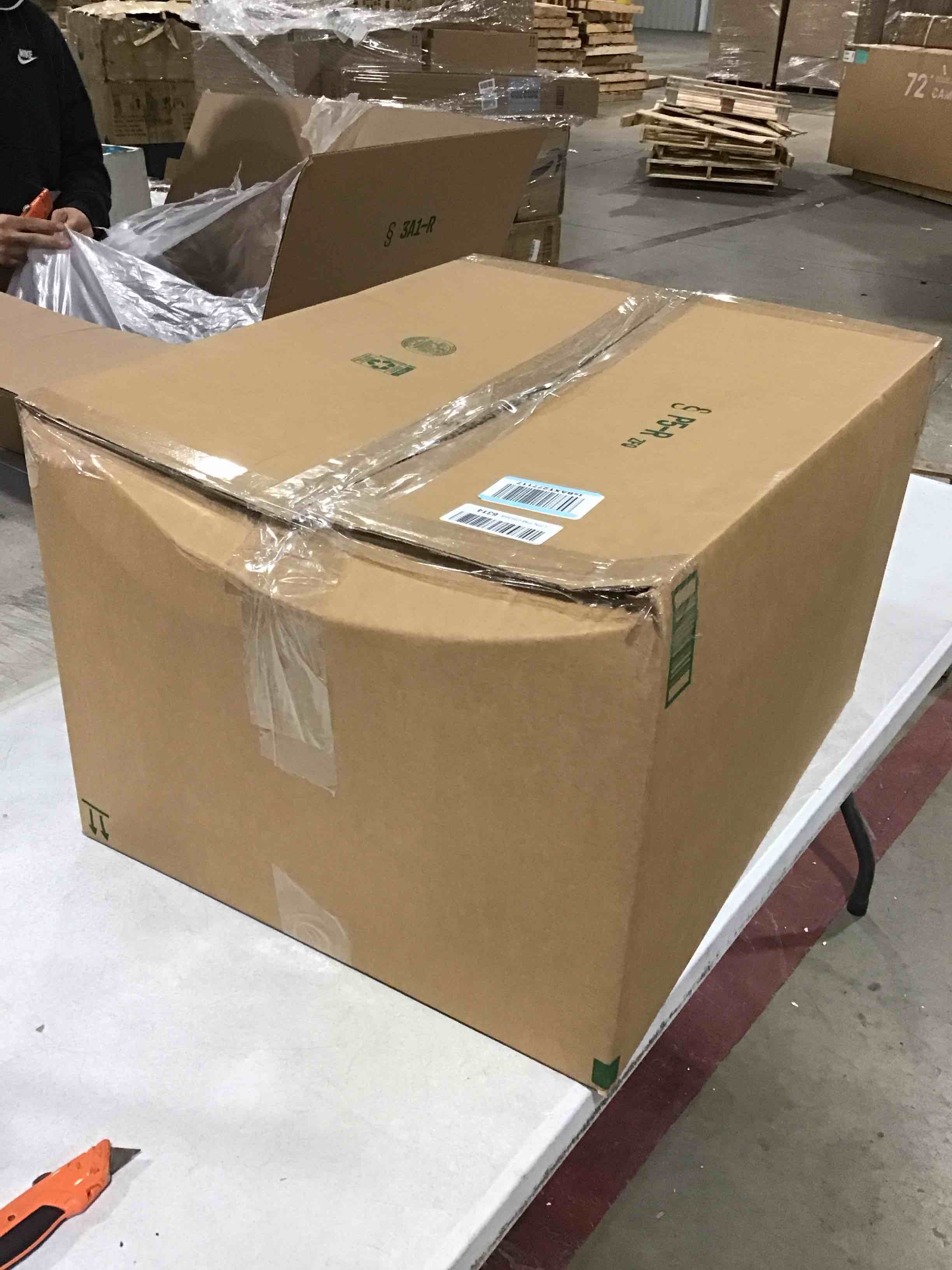 https://s3.amazonaws.com/lotting-images-prod/bidfta/BRN1850091_1746625537515.jpeg