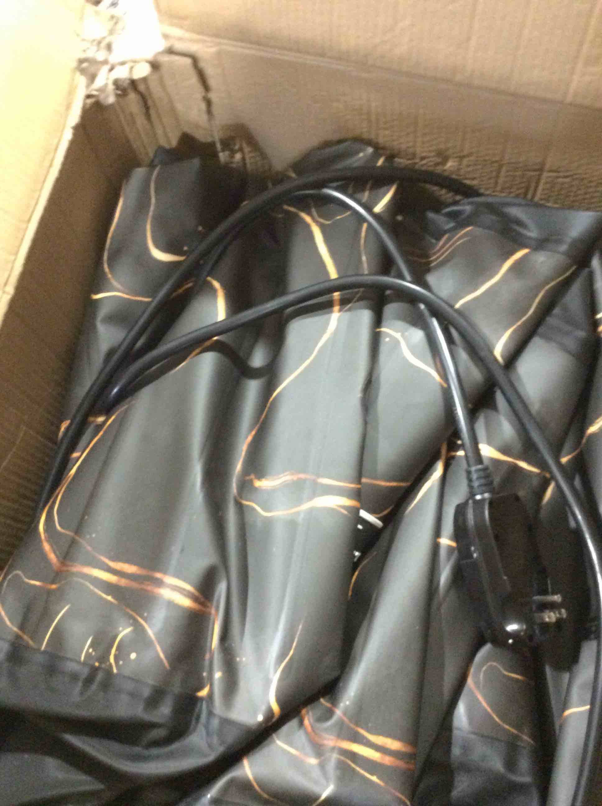 https://s3.amazonaws.com/lotting-images-prod/bidfta/BRN1850150_1746639181259.jpeg