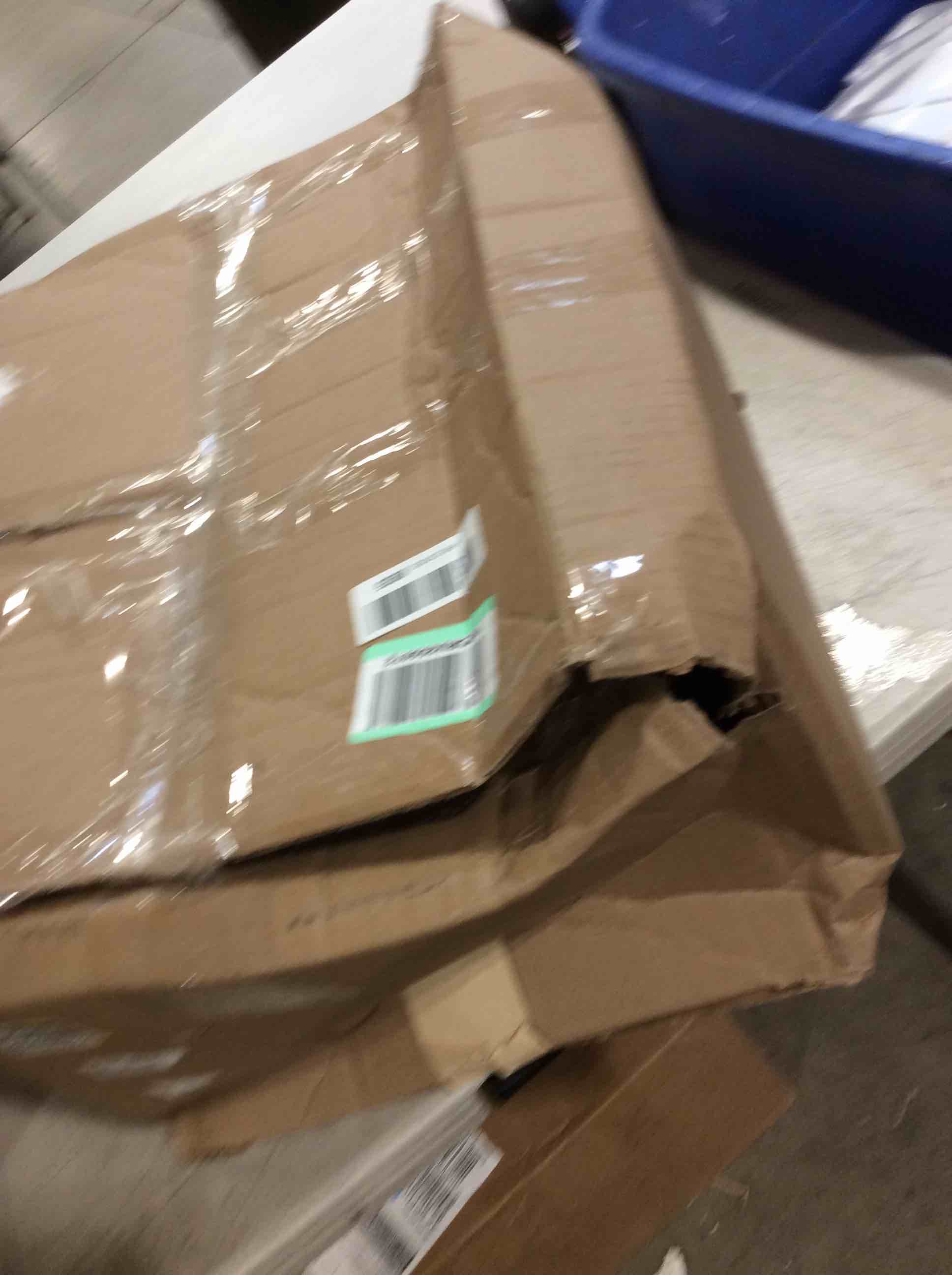 https://s3.amazonaws.com/lotting-images-prod/bidfta/BRN1850201_1746646287232.jpeg