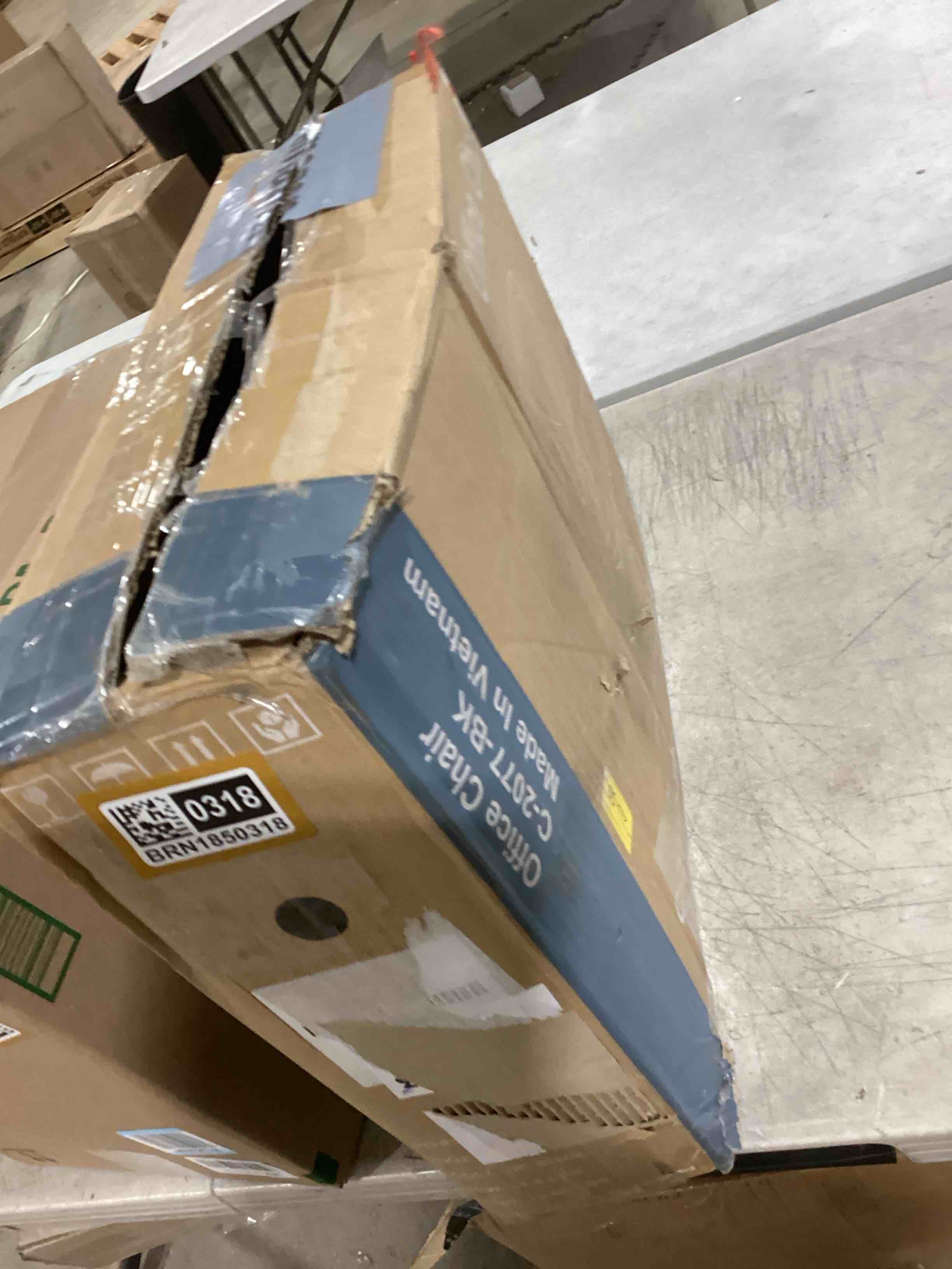 https://s3.amazonaws.com/lotting-images-prod/bidfta/BRN1850318_1746711098959.jpeg
