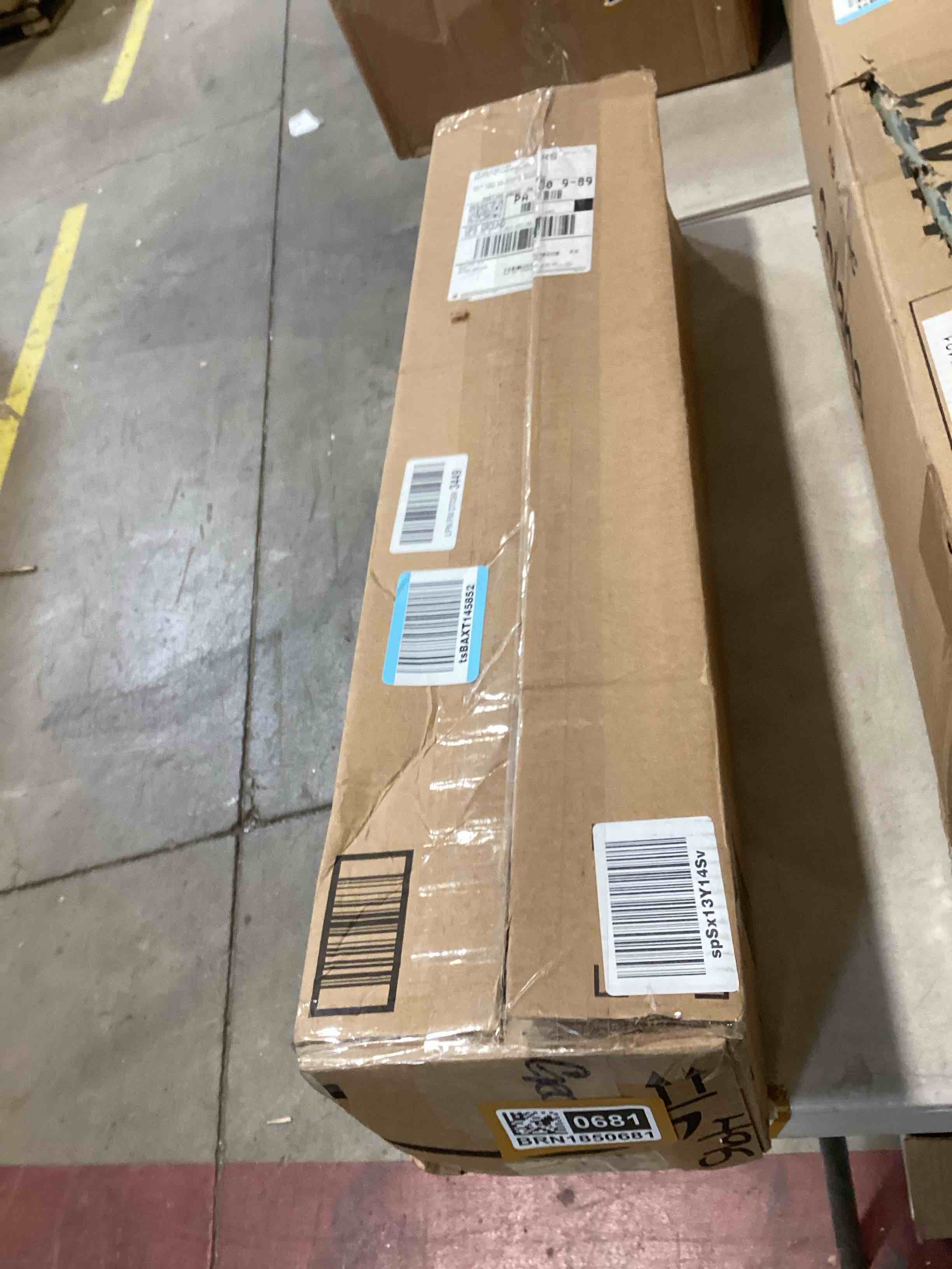 https://s3.amazonaws.com/lotting-images-prod/bidfta/BRN1850681_1746813023340.jpeg