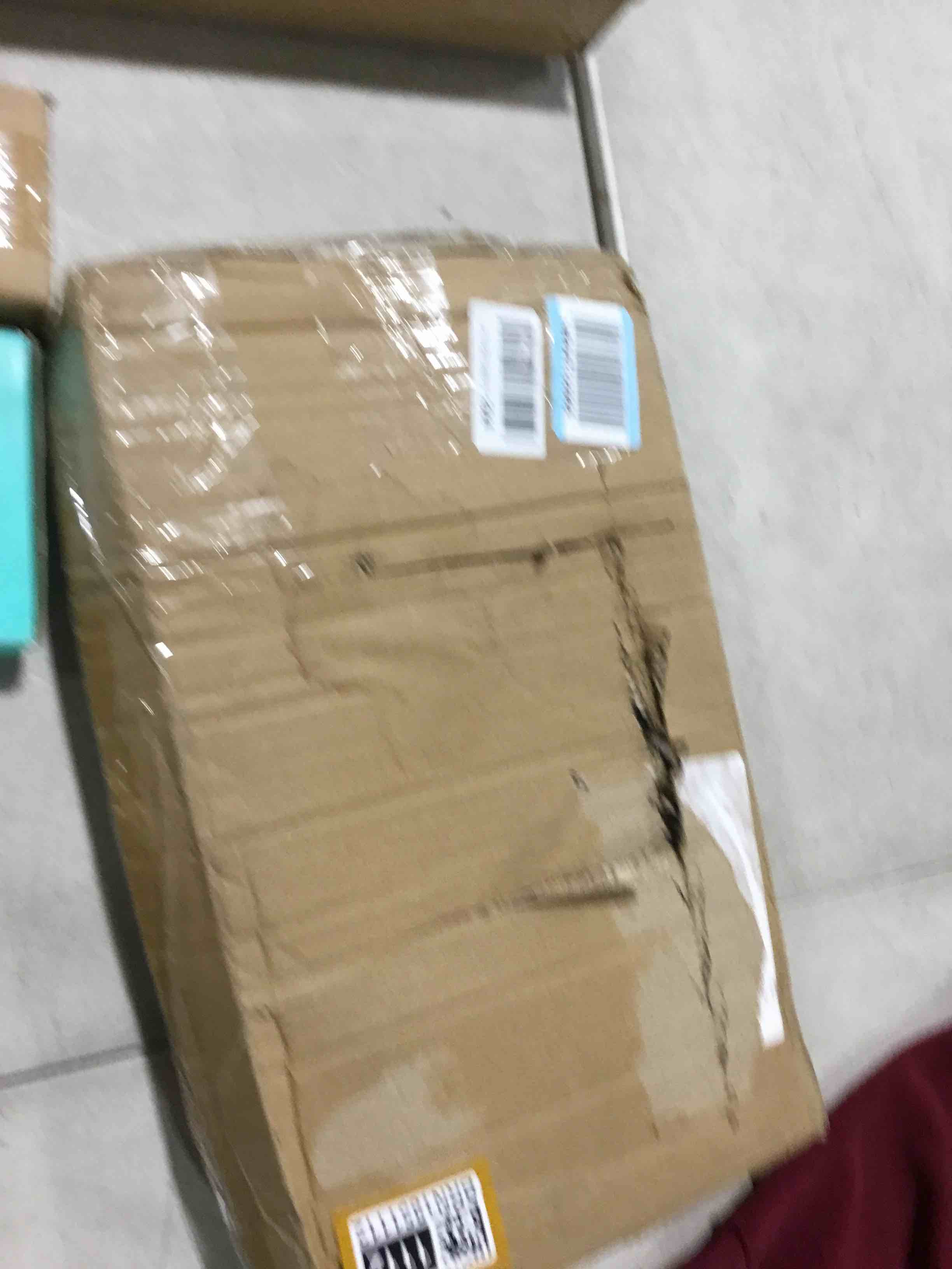 https://s3.amazonaws.com/lotting-images-prod/bidfta/BRN1851112_1747161801595.jpeg