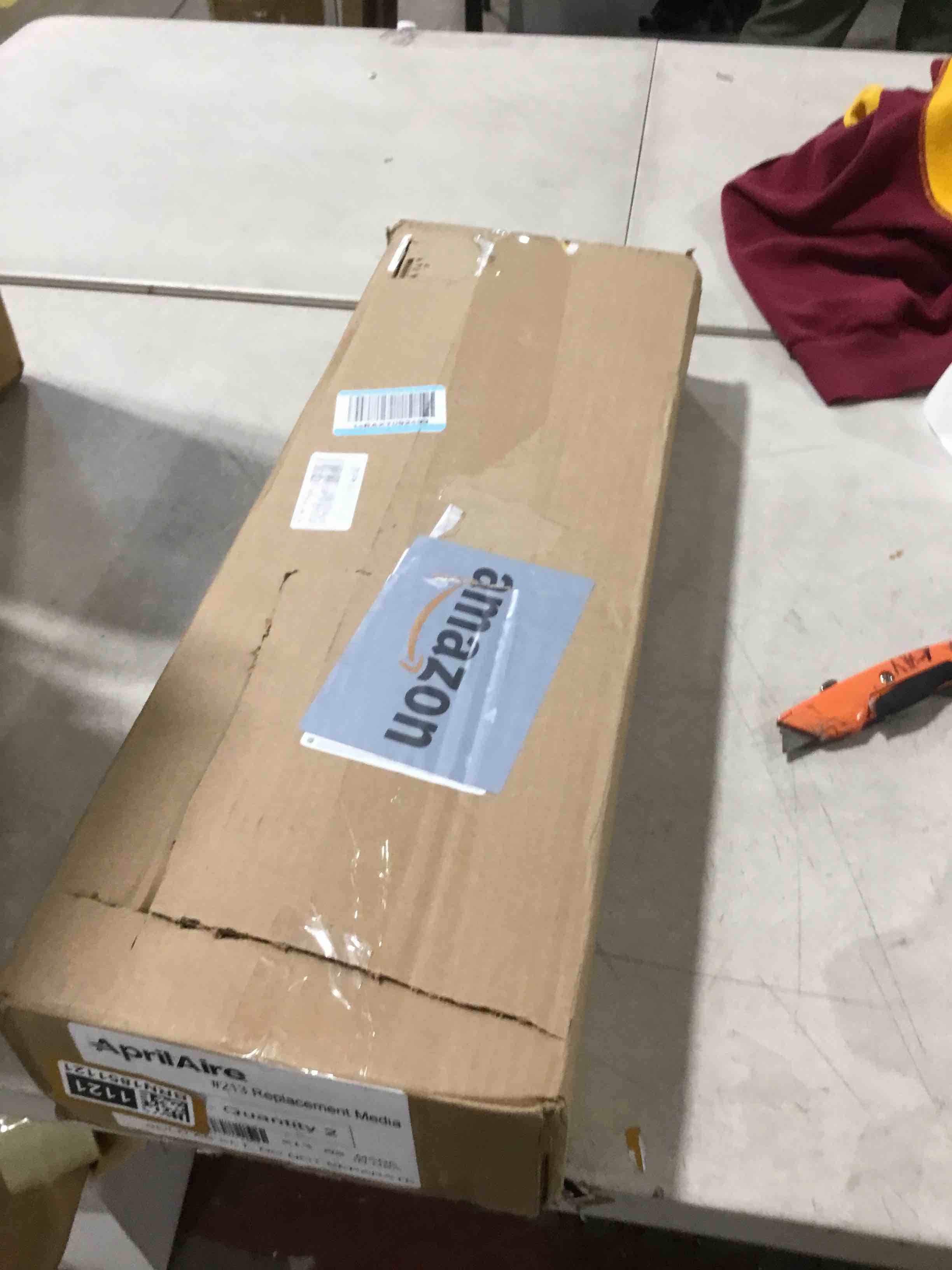 https://s3.amazonaws.com/lotting-images-prod/bidfta/BRN1851121_1747162419583.jpeg