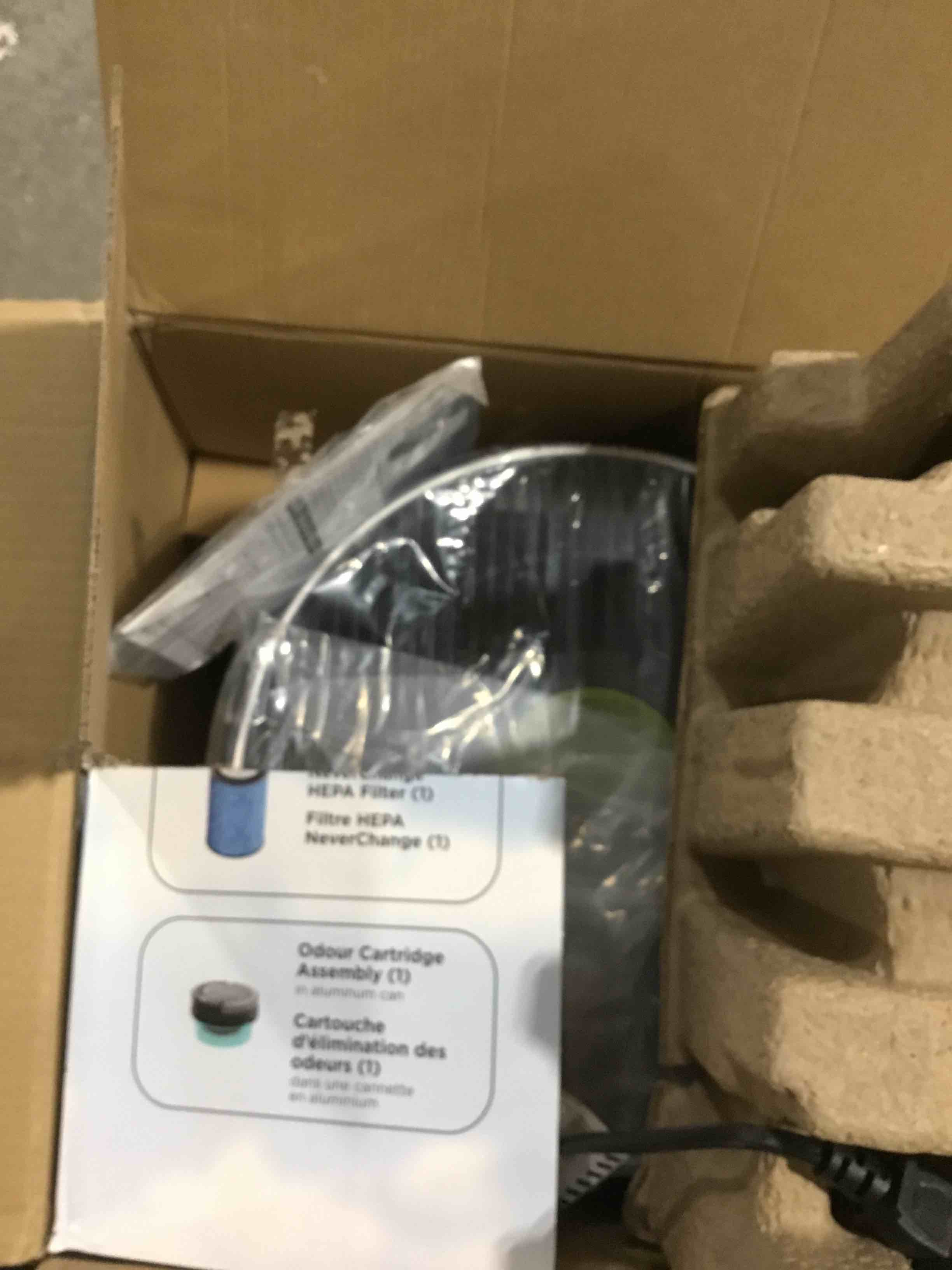 https://s3.amazonaws.com/lotting-images-prod/bidfta/BRN1851131_1747163981424.jpeg