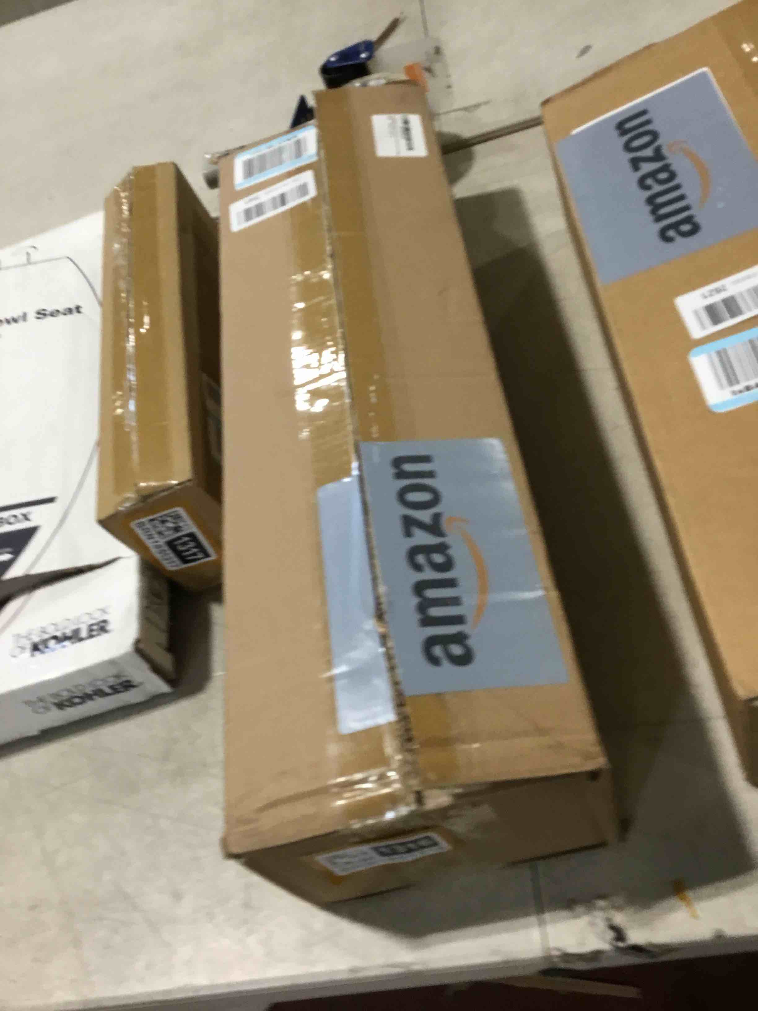 https://s3.amazonaws.com/lotting-images-prod/bidfta/BRN1851316_1747234002861.jpeg