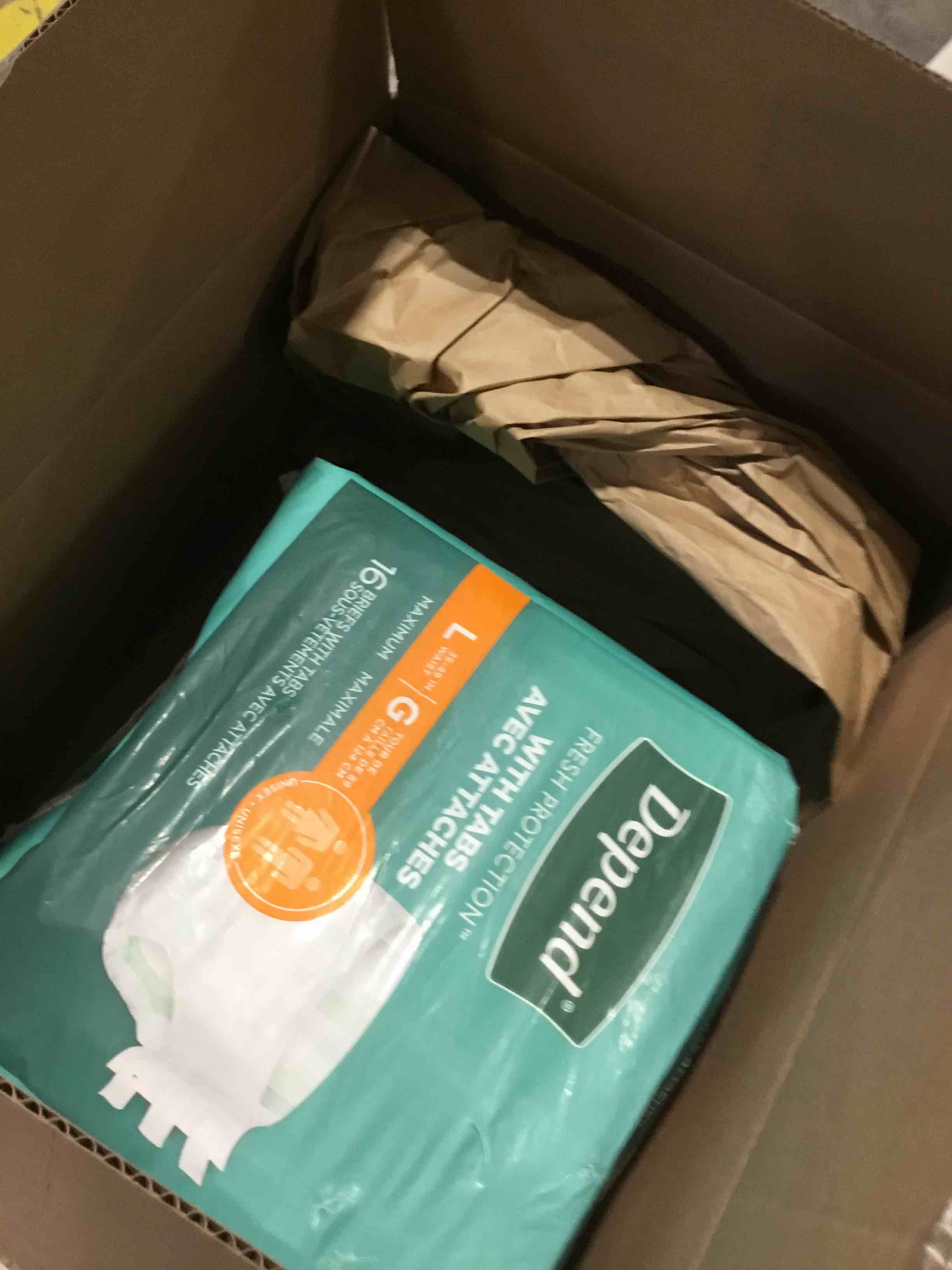https://s3.amazonaws.com/lotting-images-prod/bidfta/BRN1851319_1747234057136.jpeg