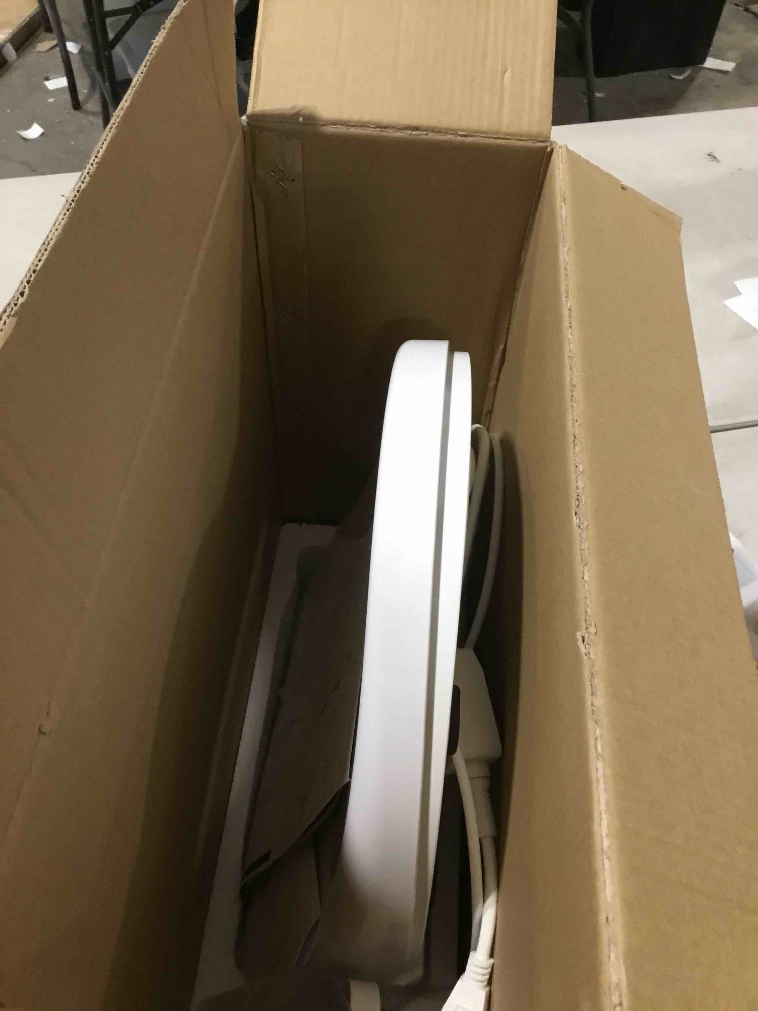 https://s3.amazonaws.com/lotting-images-prod/bidfta/BRN1851378_1747240485440.jpeg