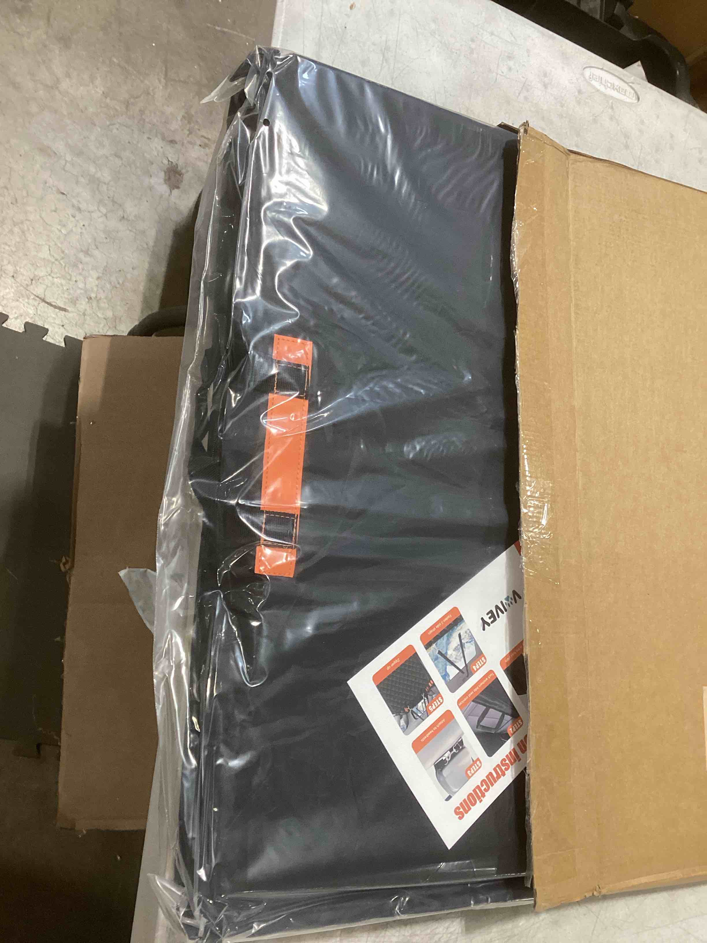 https://s3.amazonaws.com/lotting-images-prod/bidfta/BRN1852021_1745239409627.jpeg