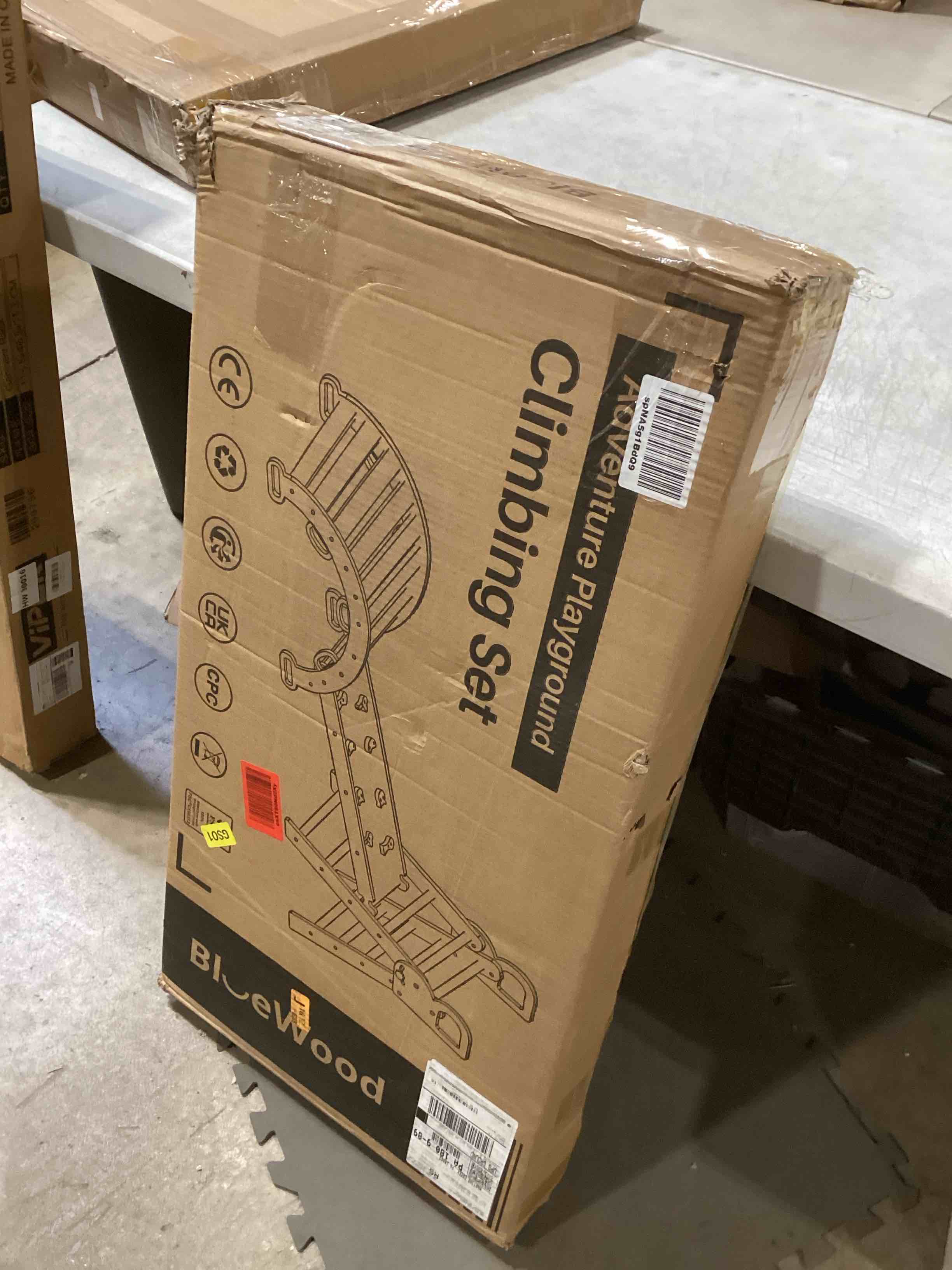 https://s3.amazonaws.com/lotting-images-prod/bidfta/BRN1852175_1745502961307.jpeg