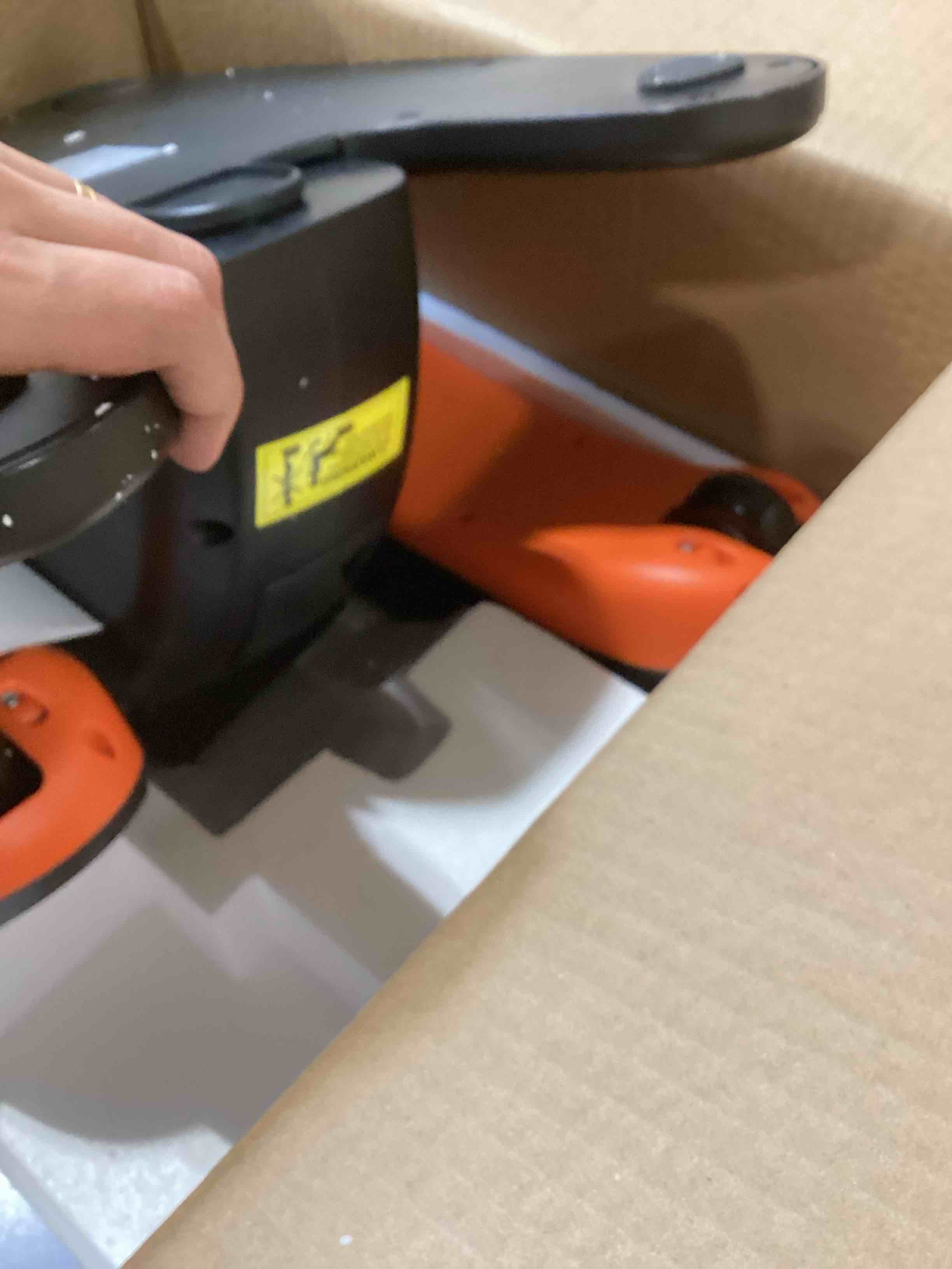 https://s3.amazonaws.com/lotting-images-prod/bidfta/BRN1852192_1745505570576.jpeg
