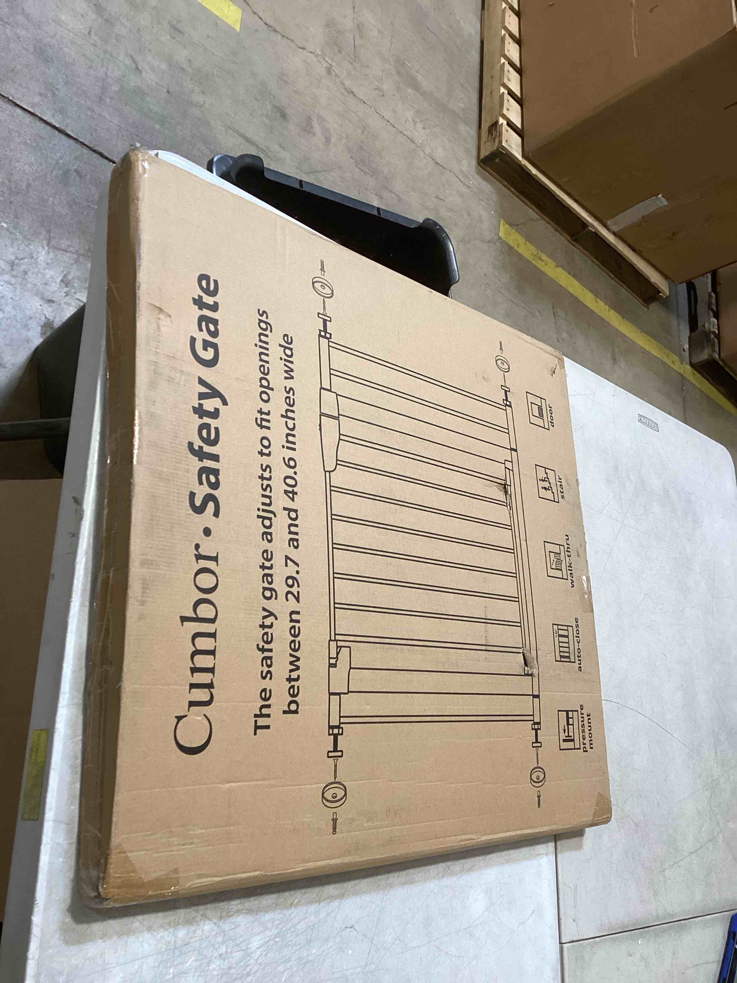 https://s3.amazonaws.com/lotting-images-prod/bidfta/BRN1852550_1746042167331.jpeg