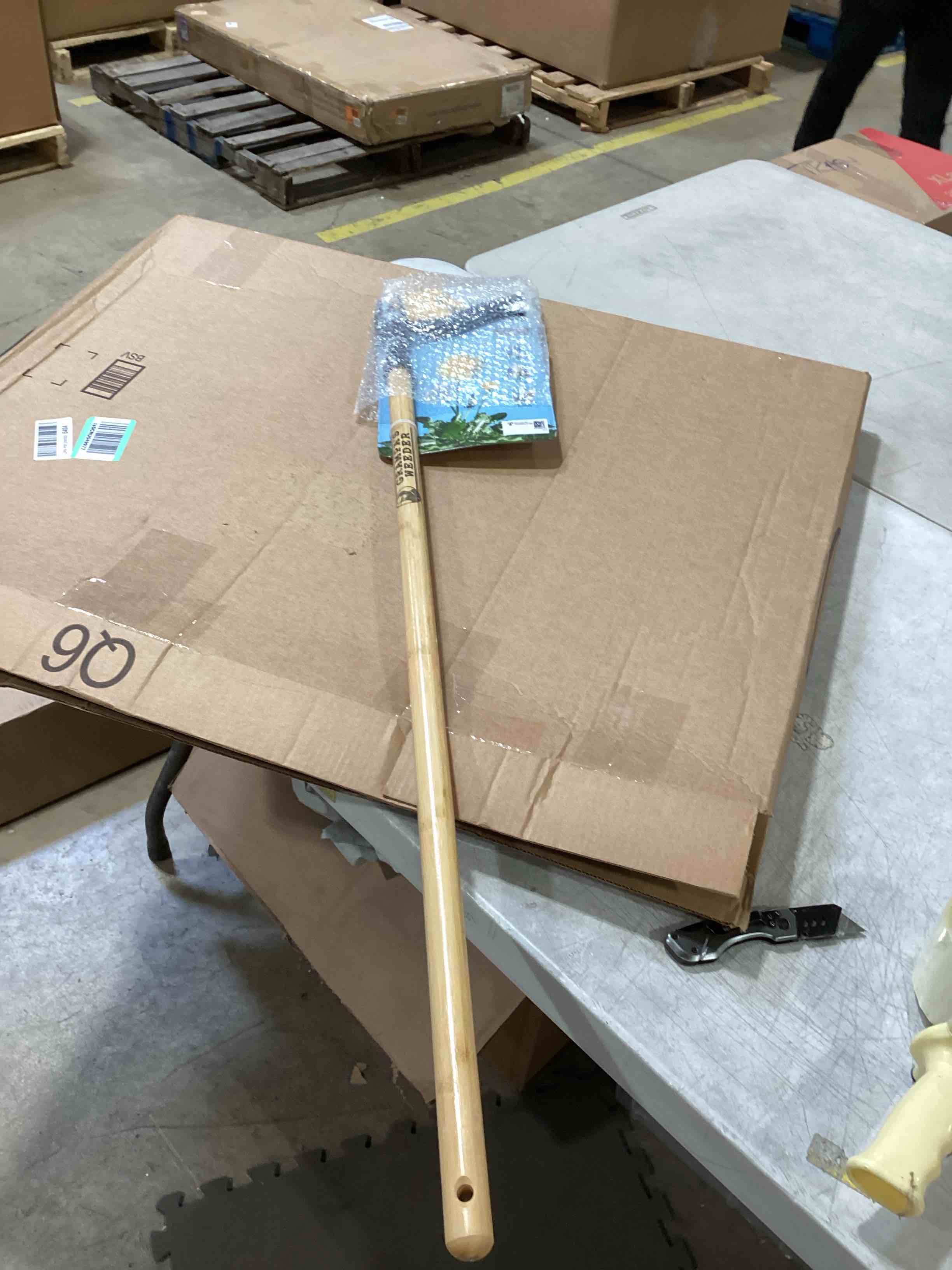 https://s3.amazonaws.com/lotting-images-prod/bidfta/BRN1852865_1746626746998.jpeg