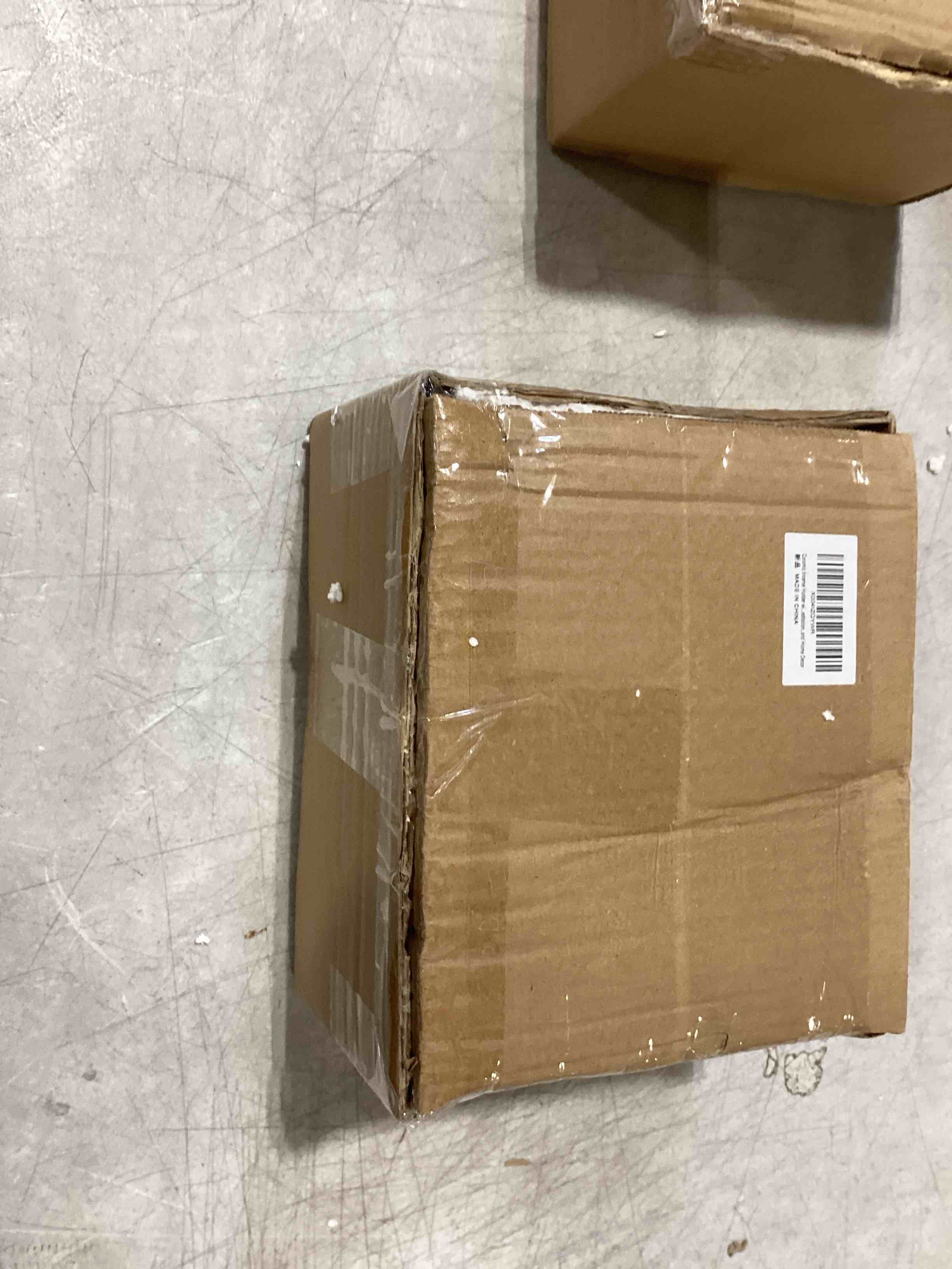 https://s3.amazonaws.com/lotting-images-prod/bidfta/BRN1853020_1746793700623.jpeg